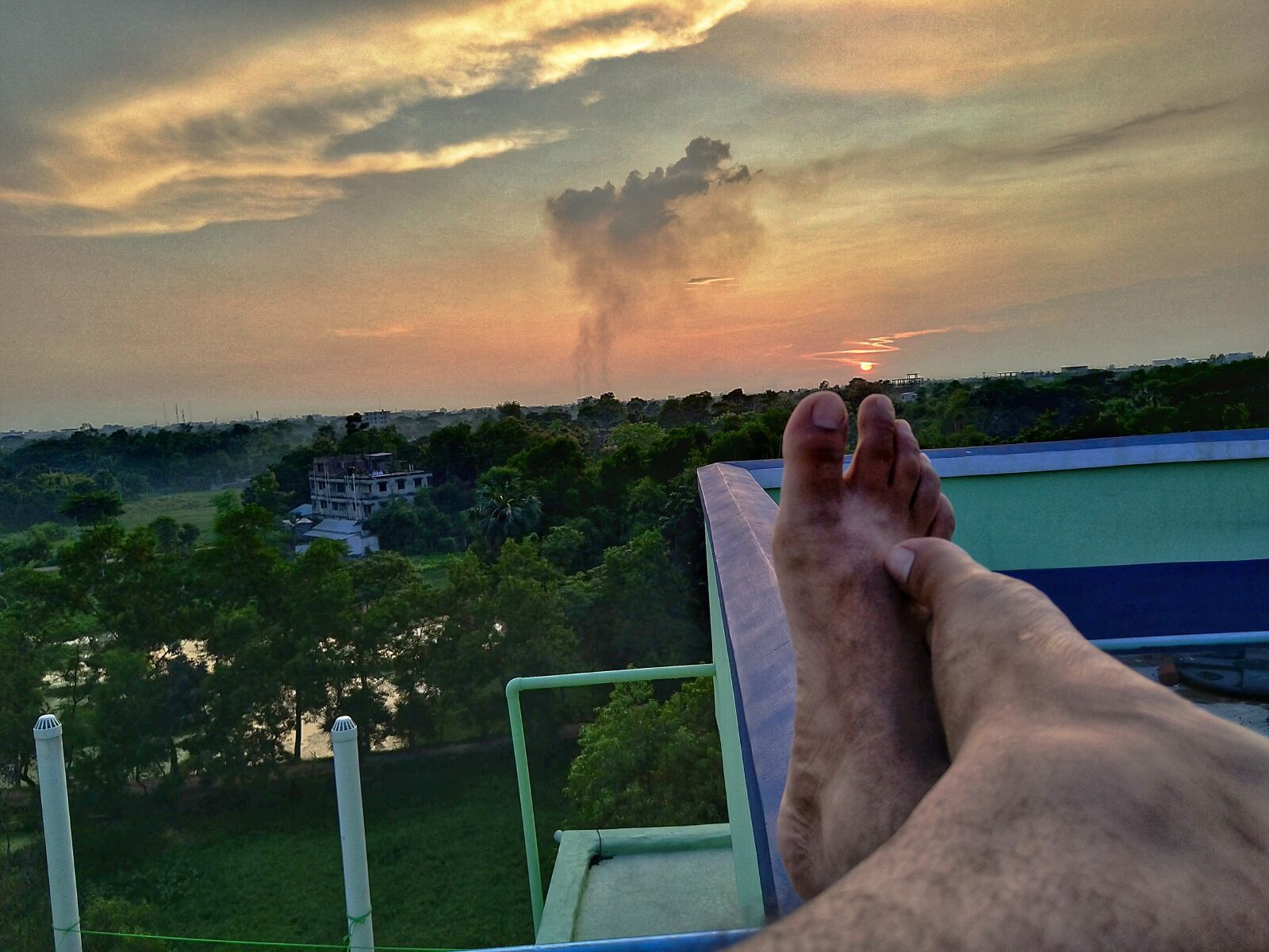 HMD Global Nokia 7 plus sample photo. Sky, afternoon, rooftop photography
