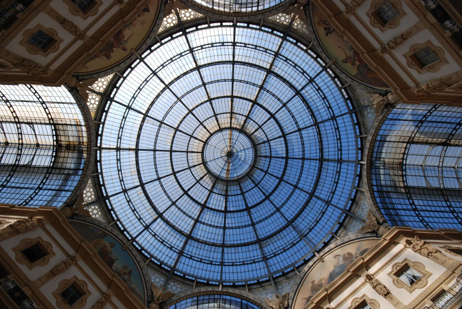 Nikon D80 sample photo. Milan, gallery, italy photography