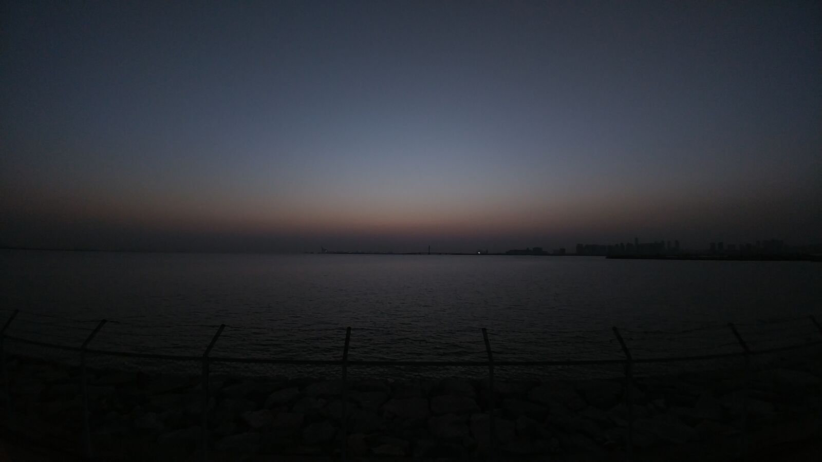 LG G5 sample photo. Beach, fishing village, sea photography
