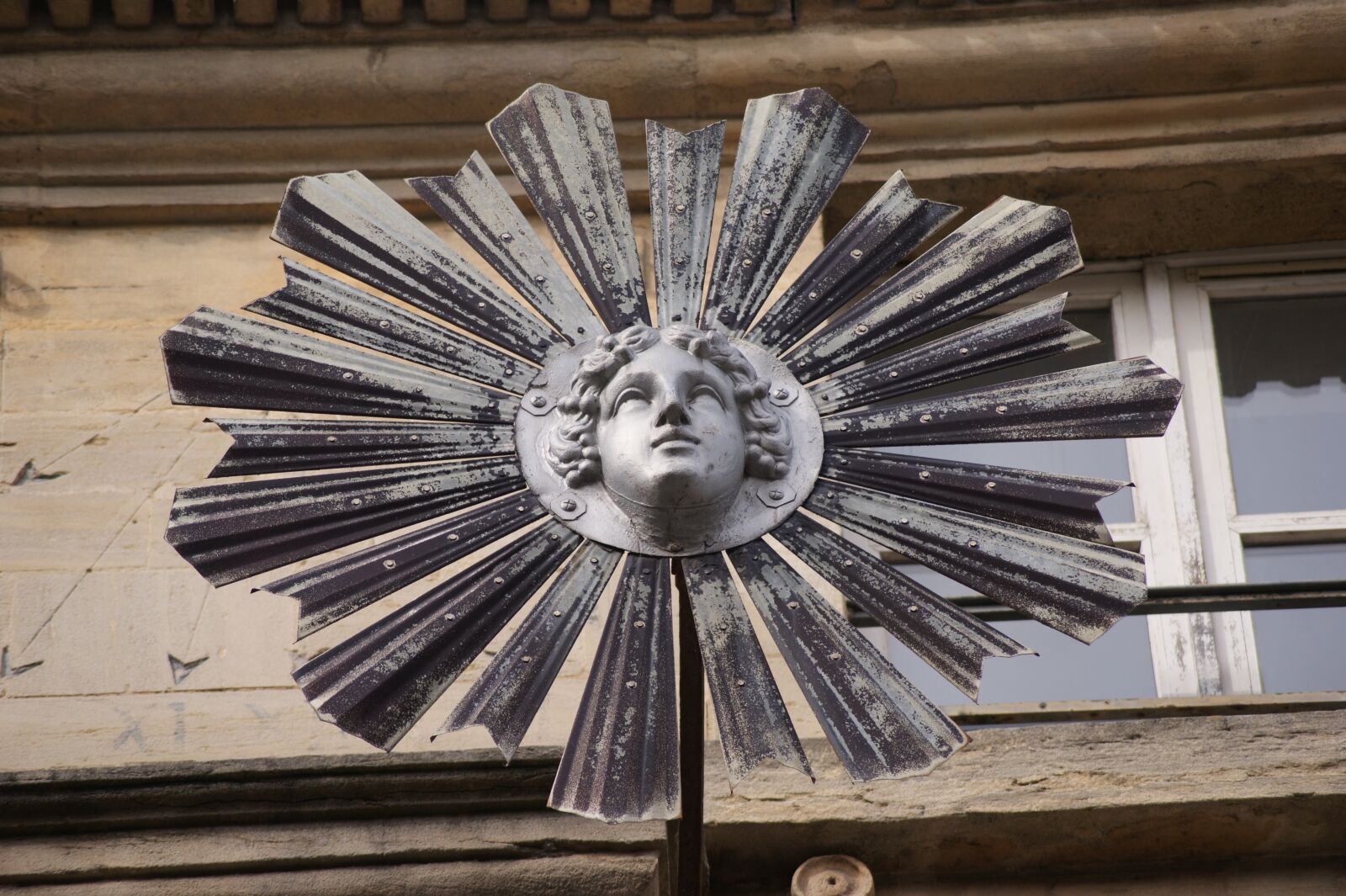 Sony Alpha DSLR-A350 sample photo. Sun, sculpture, art photography