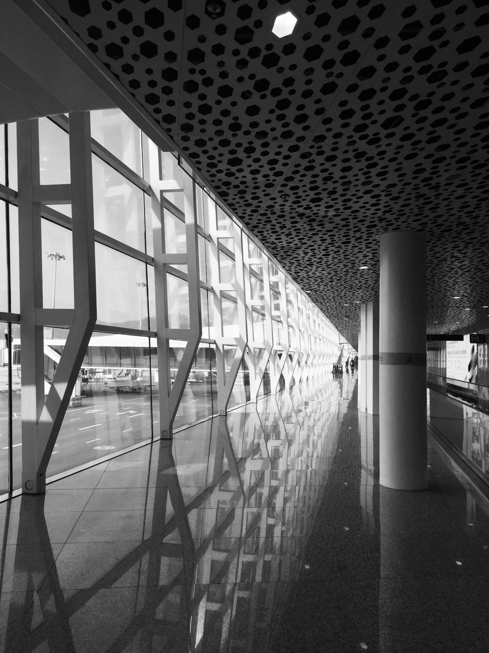 iPhone 6 Plus back camera 4.15mm f/2.2 sample photo. Monochrome, no, person, architecture photography