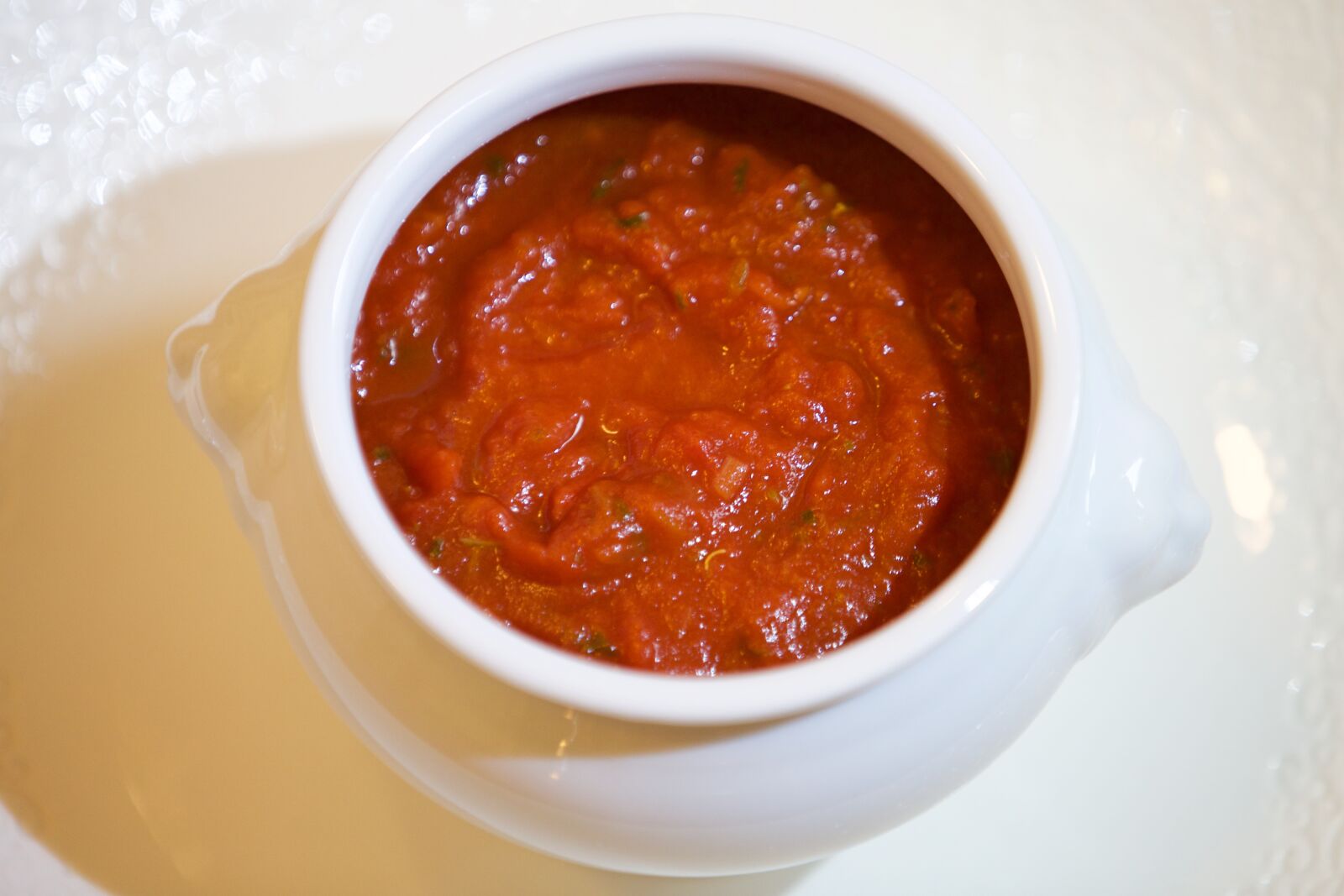 Canon EOS 5D Mark III sample photo. Tomato sauce, tomato puree photography