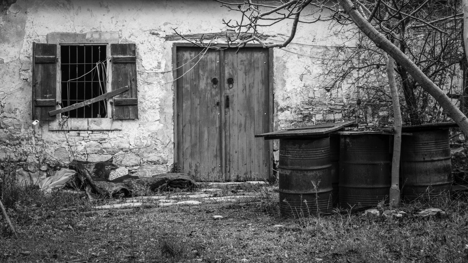 Nikon D3300 sample photo. House, abandoned, old photography
