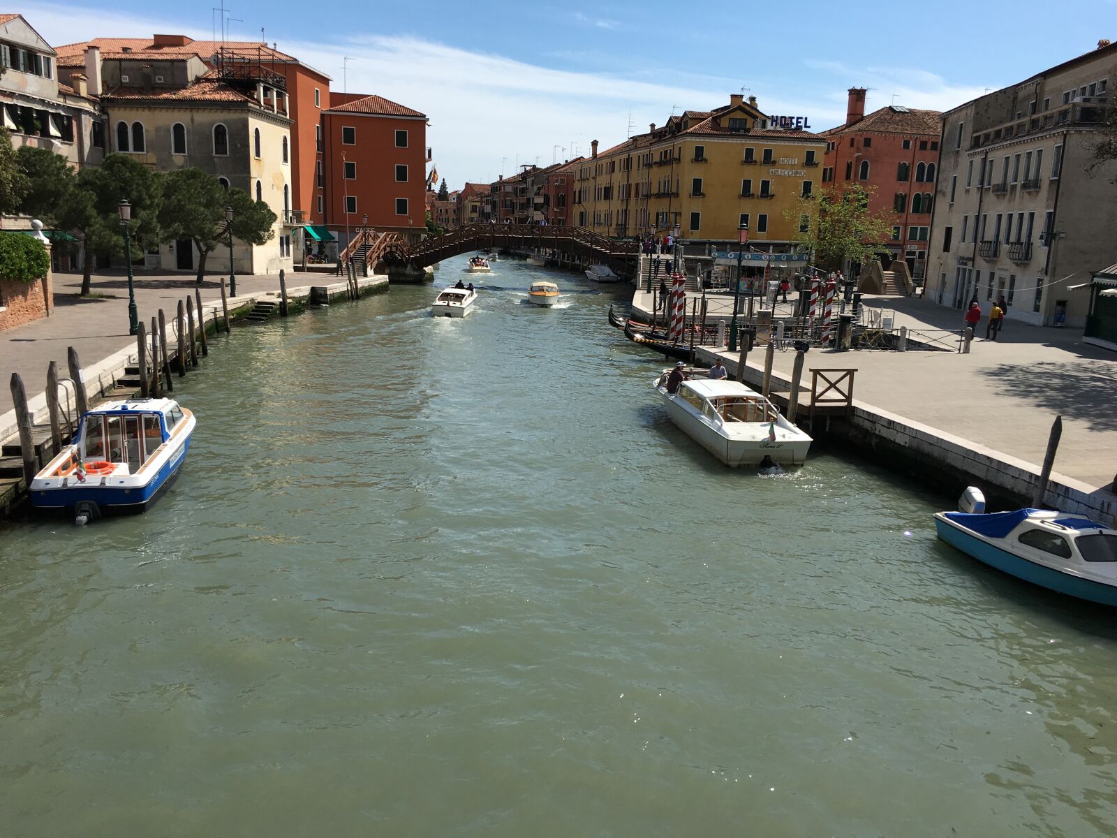 Apple iPhone 6s + iPhone 6s back camera 4.15mm f/2.2 sample photo. Venice, italy, city photography