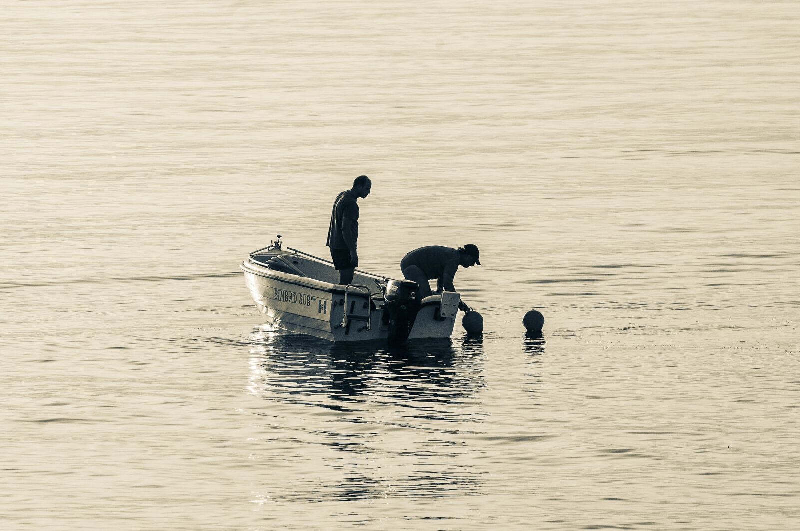 Tamron SP 70-300mm F4-5.6 Di VC USD sample photo. Fishermen, revolt, italy photography