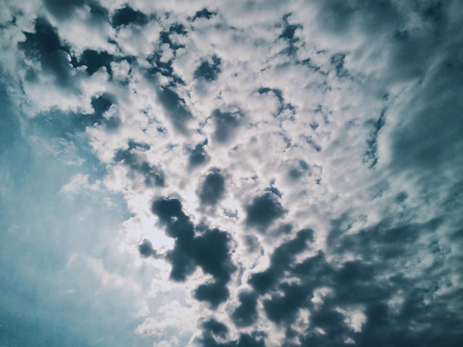 Apple iPhone 5s sample photo. Sky, clouds, sun photography