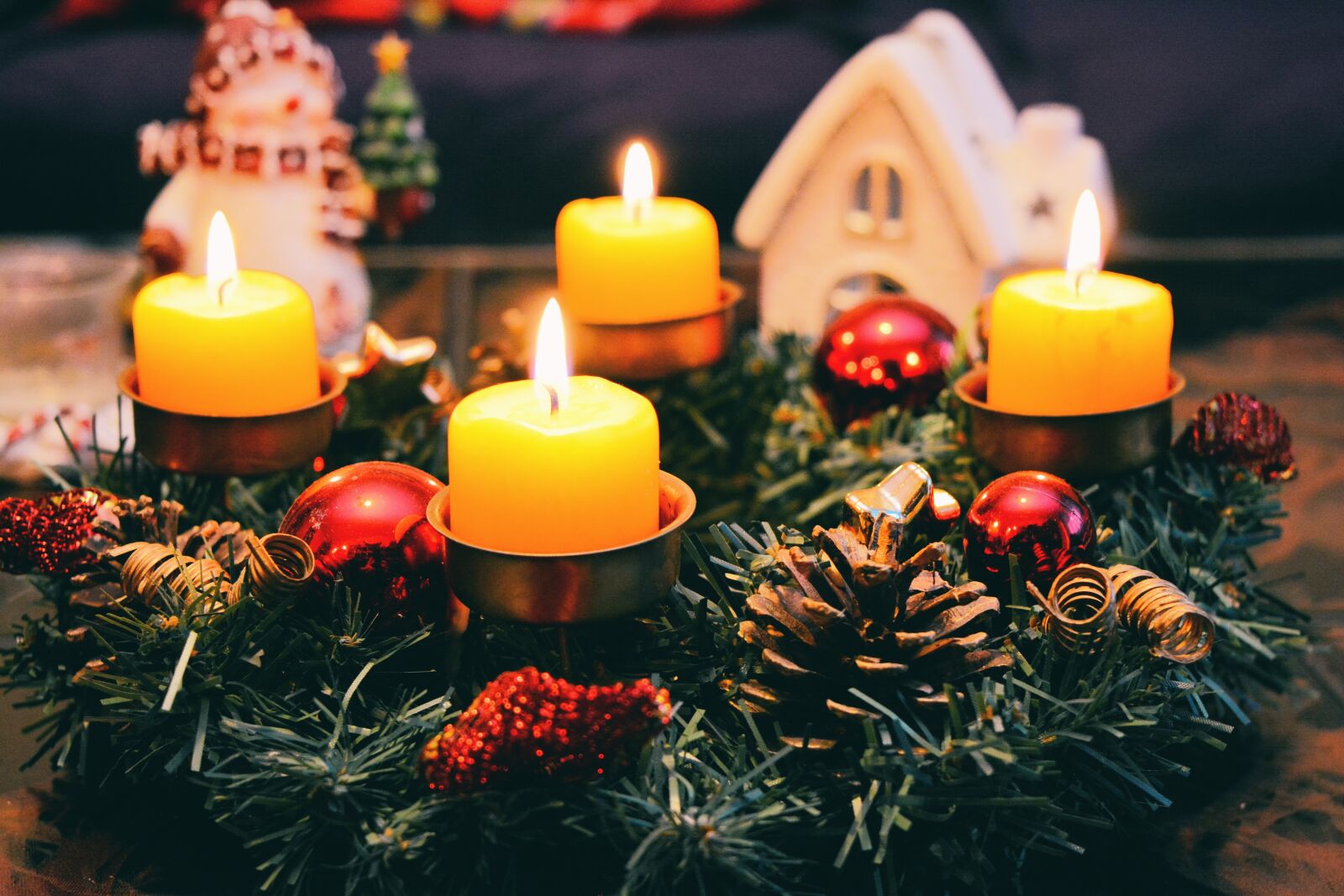 Nikon D5200 sample photo. Christmas, garland, celebrate photography