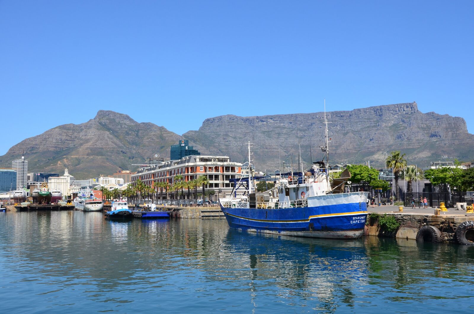 Nikon D5100 sample photo. Port, cape town, south photography