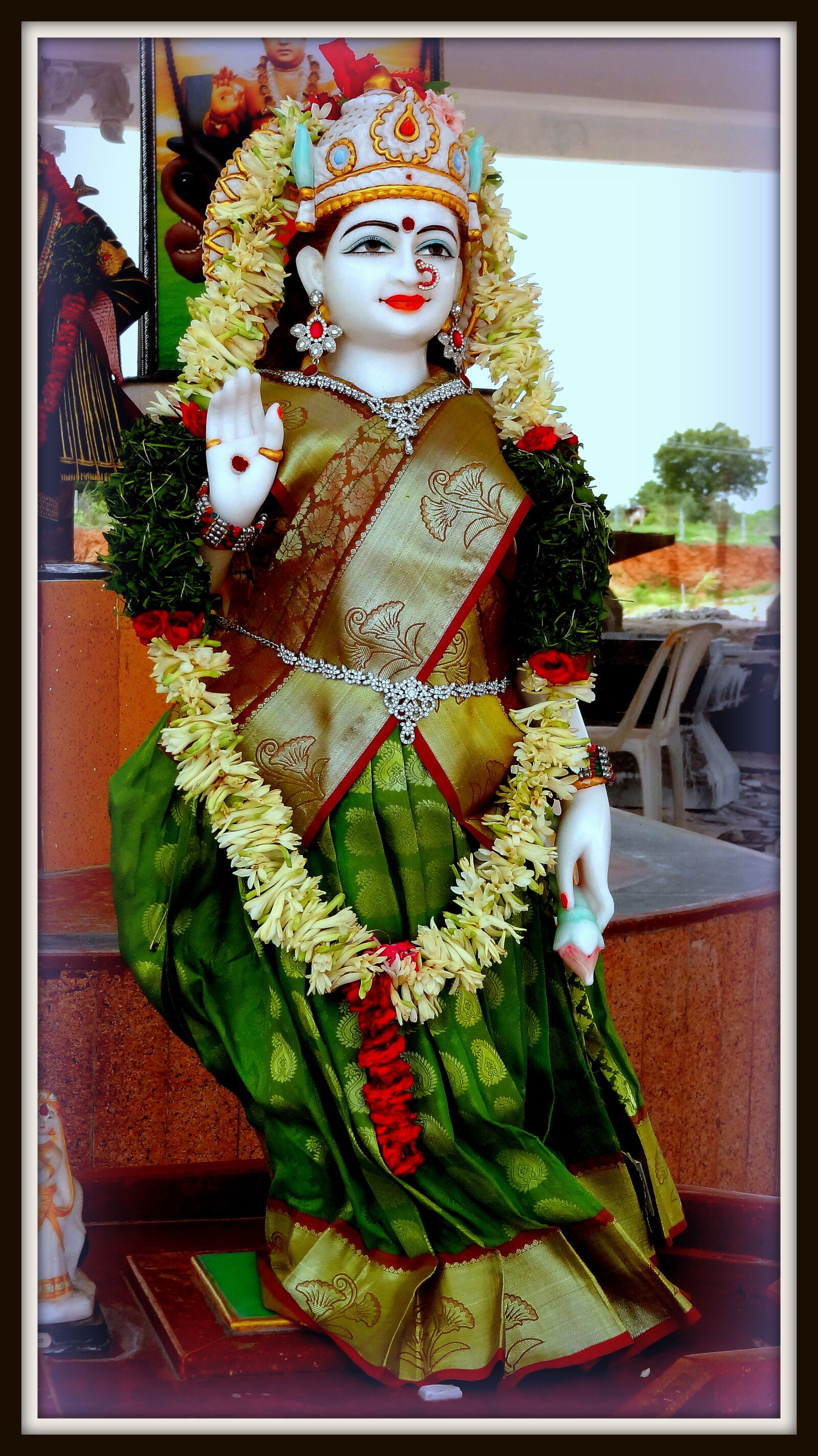 Sony Cyber-shot DSC-HX9V sample photo. Goddess, lakshmi photography