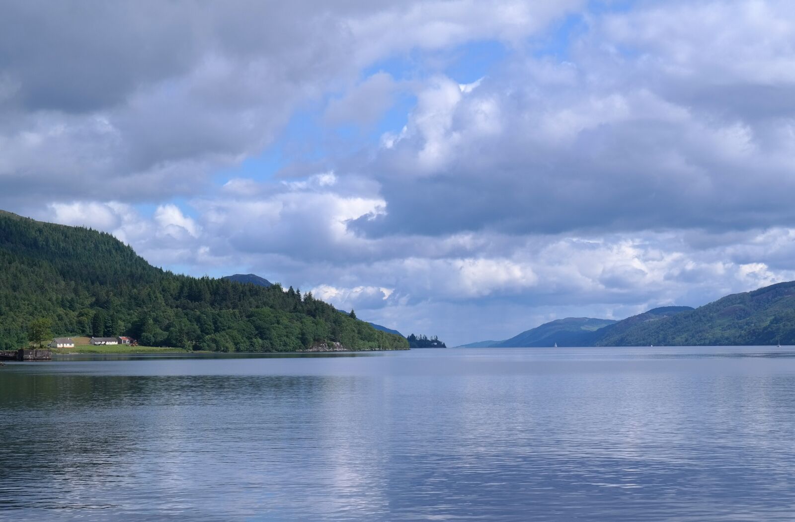 Samsung NX300 sample photo. Scotland, lake, quiet photography