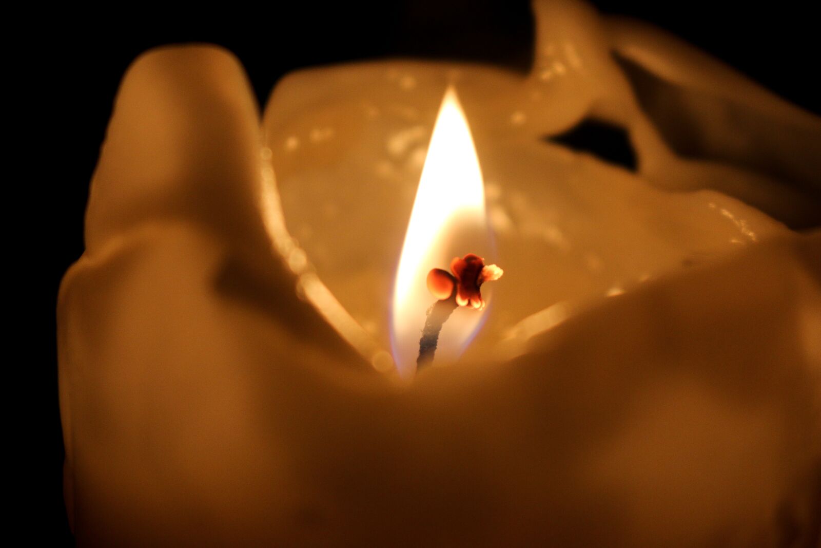 Canon EOS 70D sample photo. Candle, wick, candle wick photography