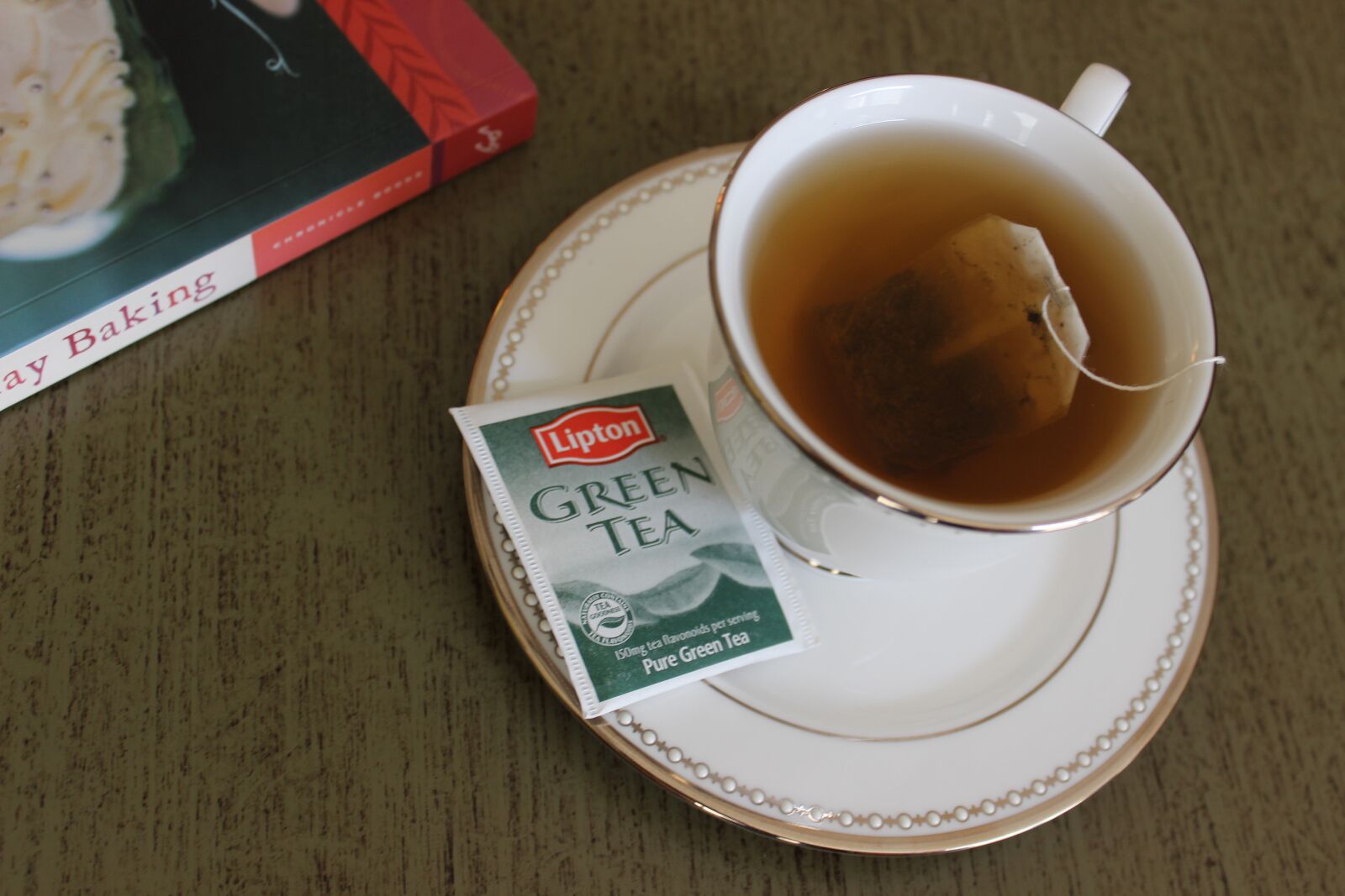 Canon EOS 600D (Rebel EOS T3i / EOS Kiss X5) sample photo. Drink, cup, food photography