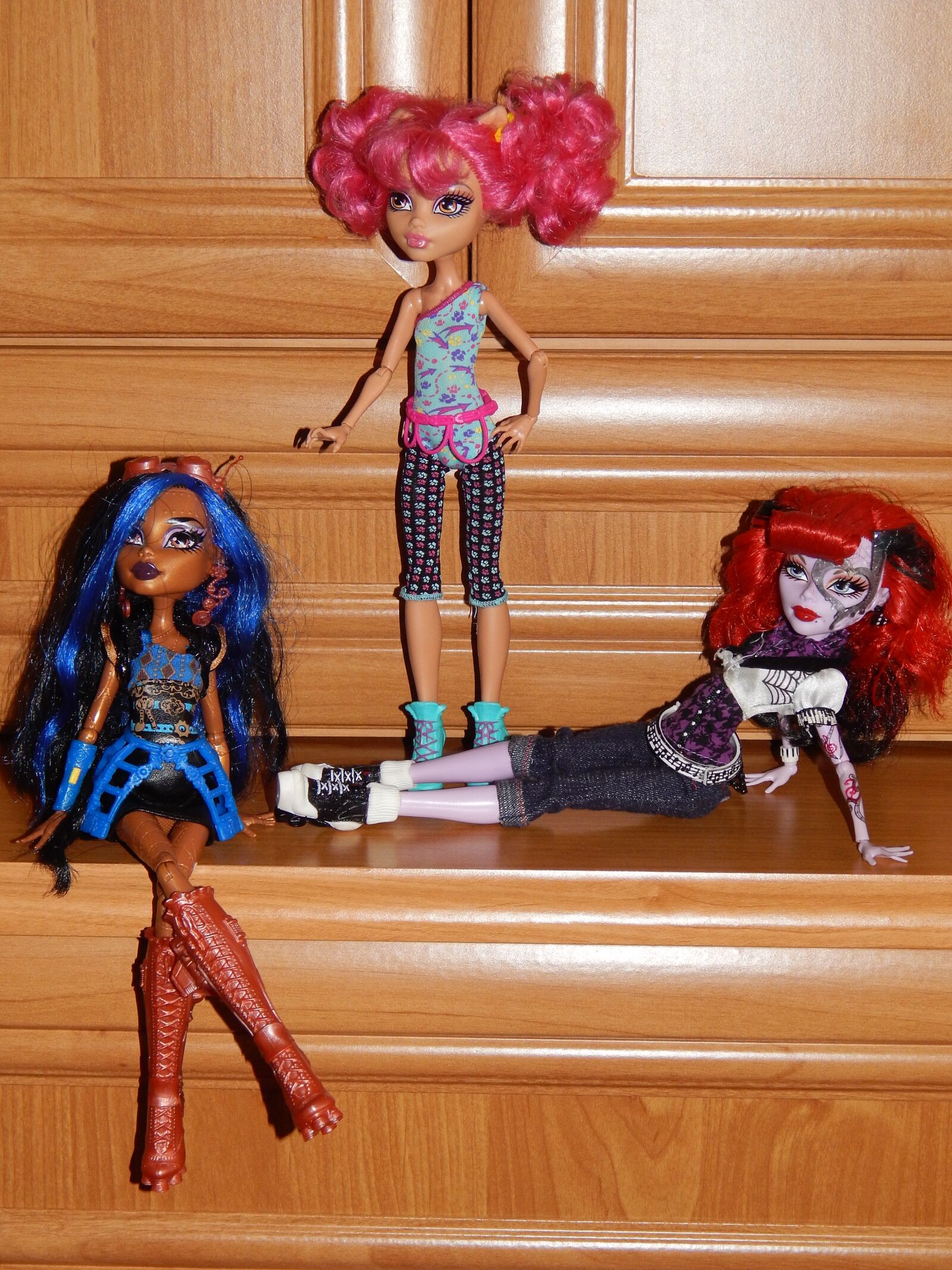 Nikon Coolpix L820 sample photo. Dolls, figurines, characters photography