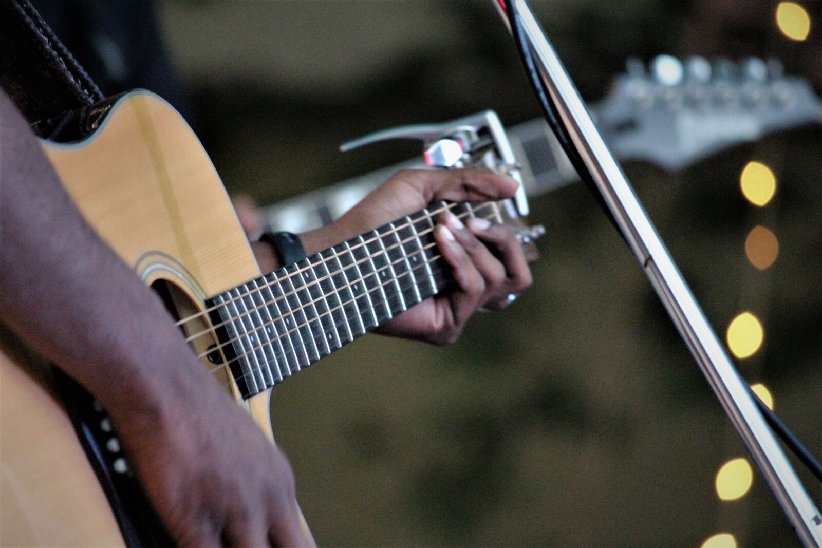 Canon EOS 700D (EOS Rebel T5i / EOS Kiss X7i) sample photo. Music, guitar, musician photography
