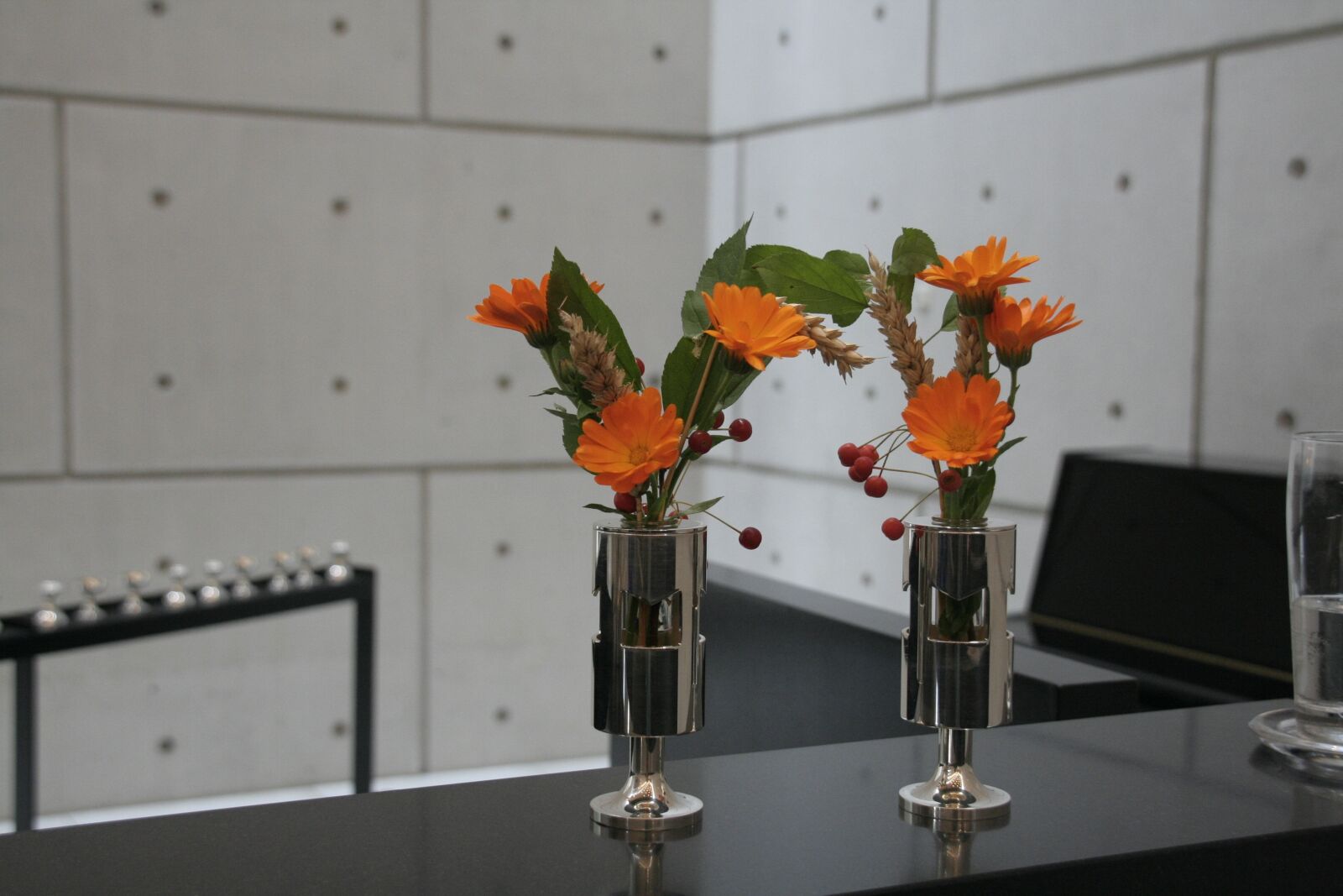 Canon EOS 350D (EOS Digital Rebel XT / EOS Kiss Digital N) sample photo. Orange, flowers, harvest photography