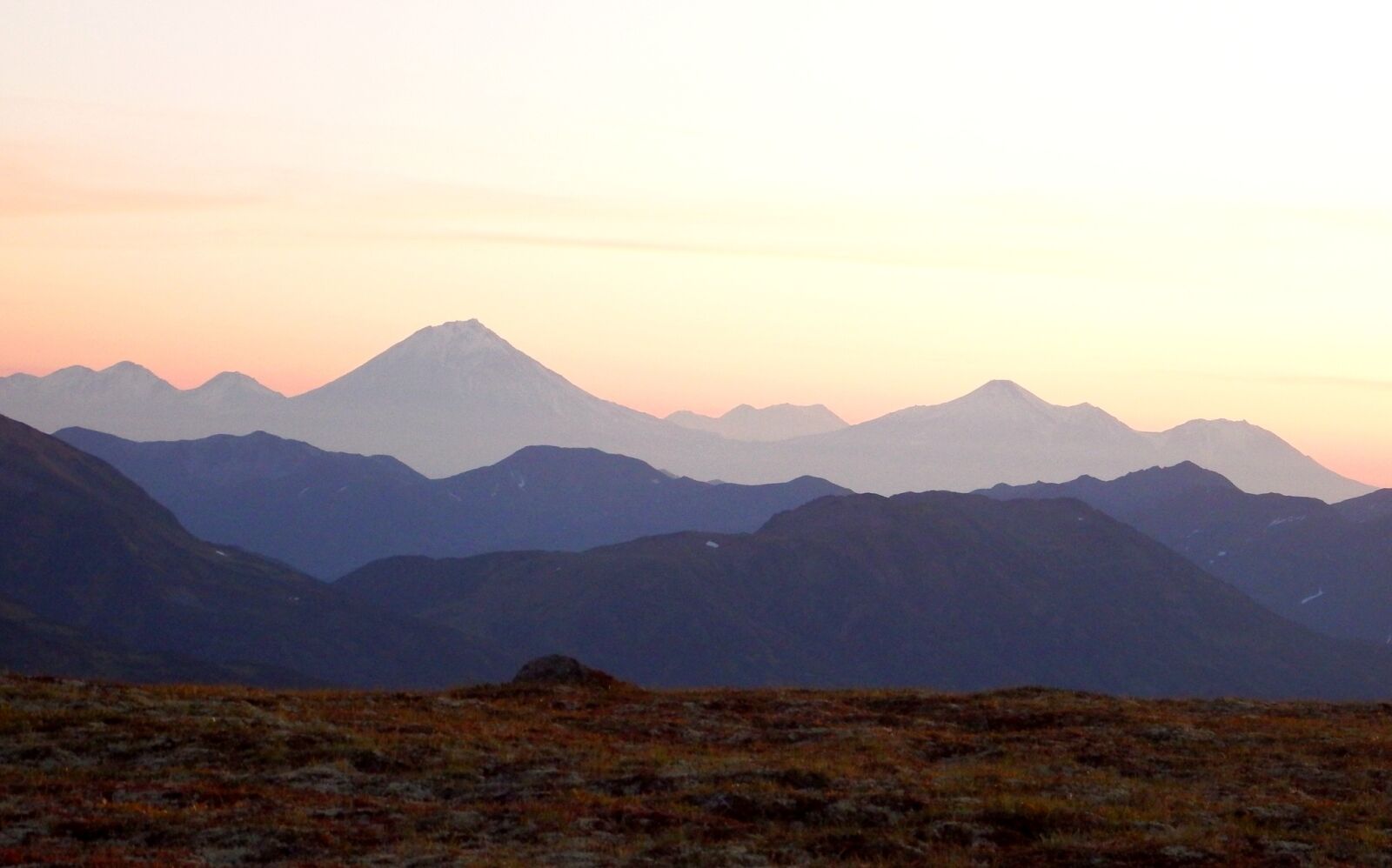 Fujifilm FinePix S1 sample photo. Mirage, mountain range, mountains photography