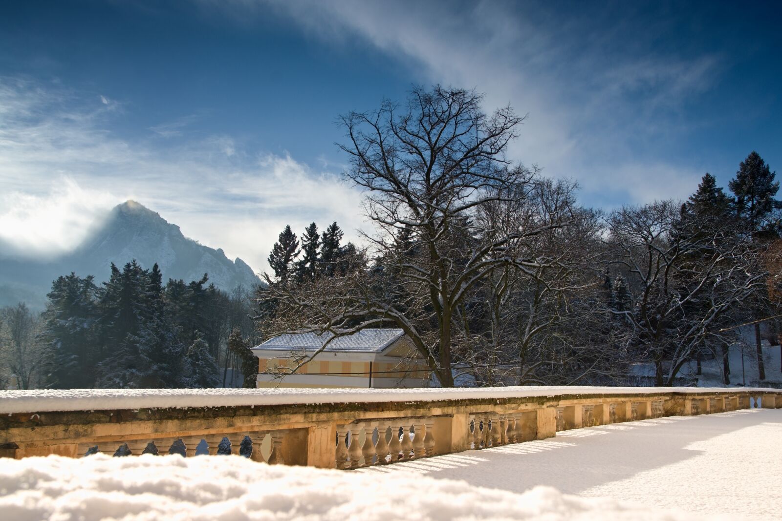 Sony ILCA-77M2 sample photo. Terrace, view, rock photography