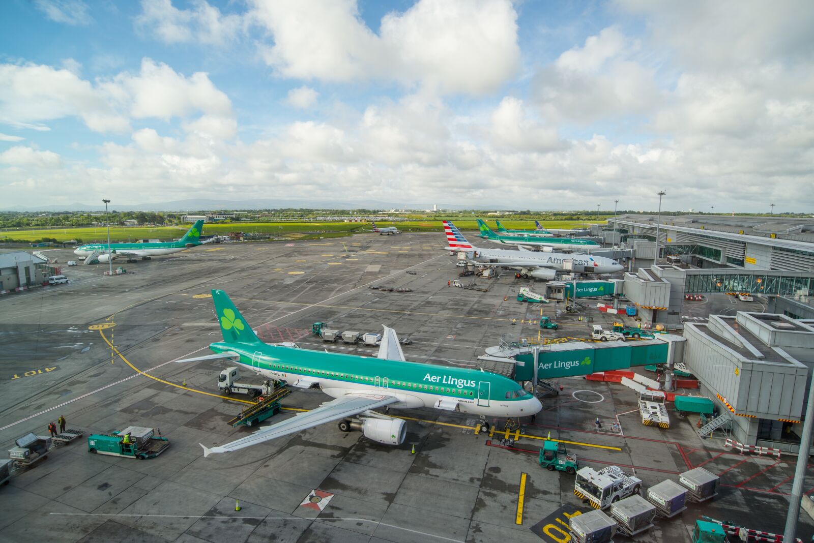 Nikon D610 sample photo. Airport, airplane, plane photography