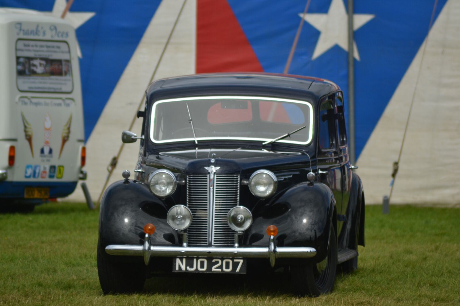 Nikon D3100 sample photo. Classic, classic car, vintage photography