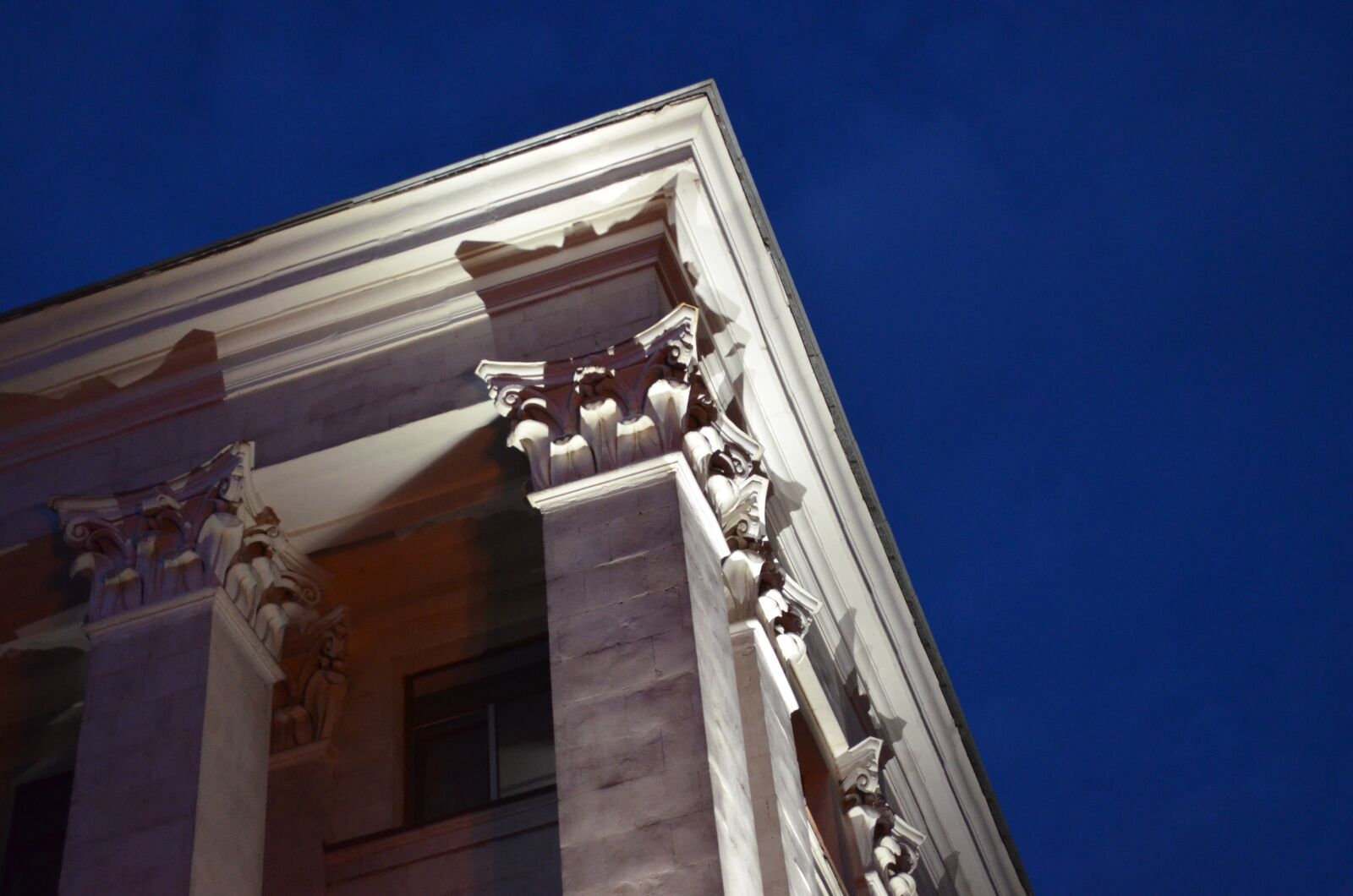 Nikon D5100 sample photo. Stucco, building, history photography