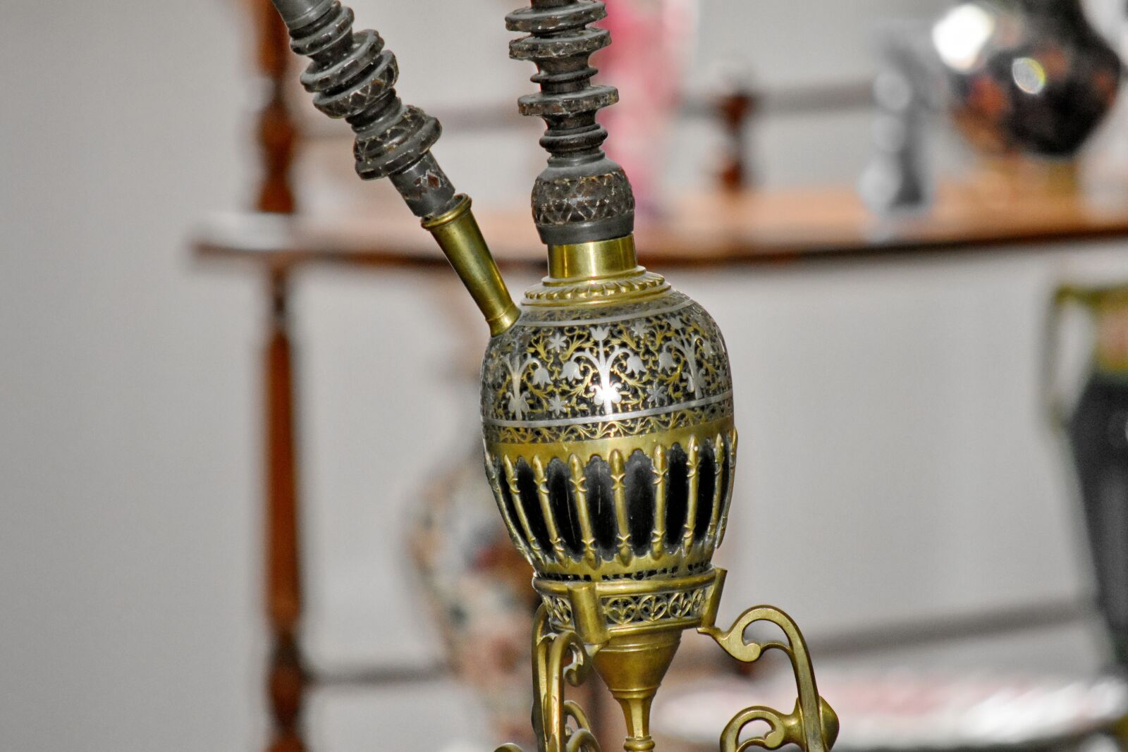 Nikon D5500 sample photo. Oriental, traditional, brass, antique photography