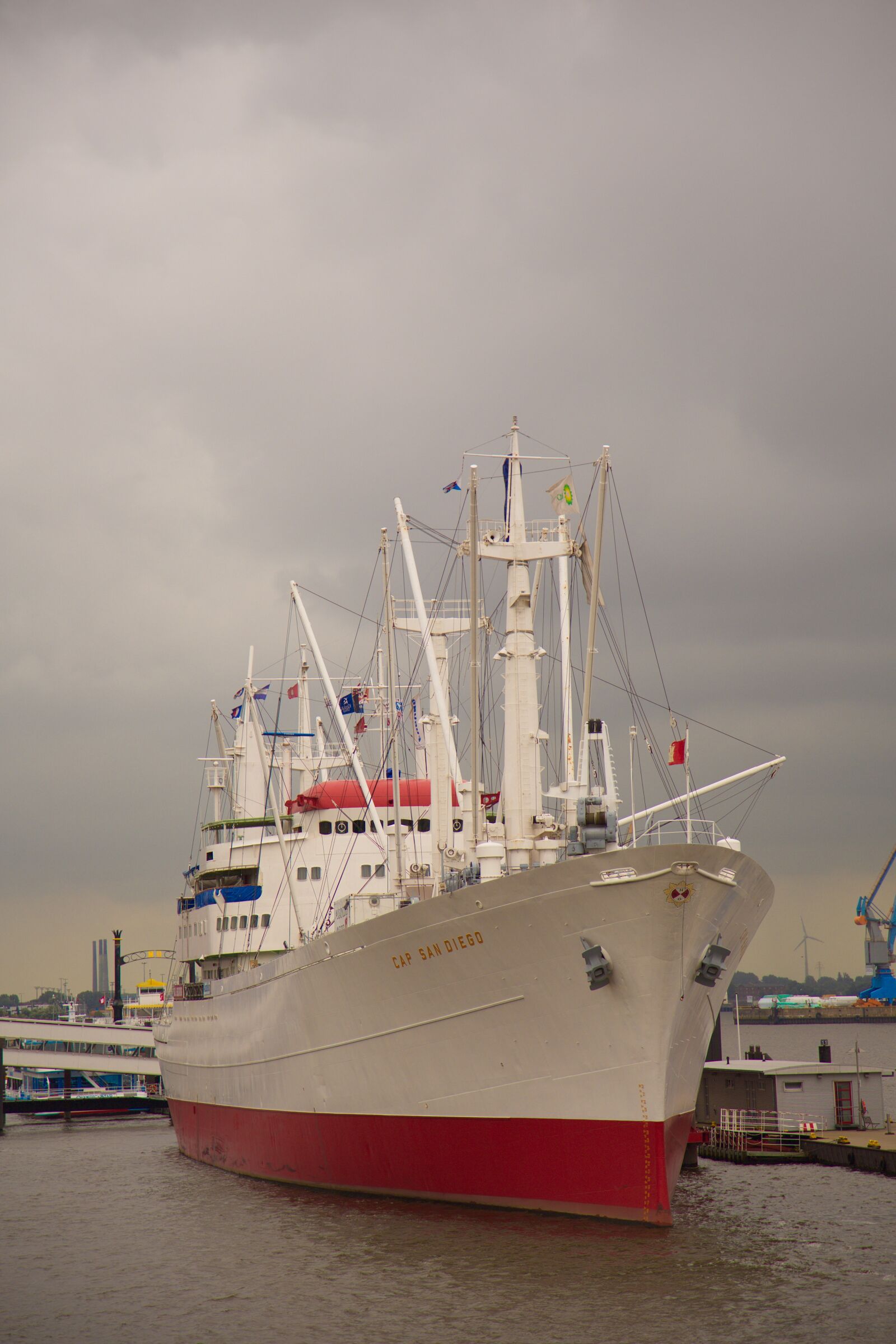 Canon EOS 5D Mark III sample photo. Hamburg, museum ship, cap photography