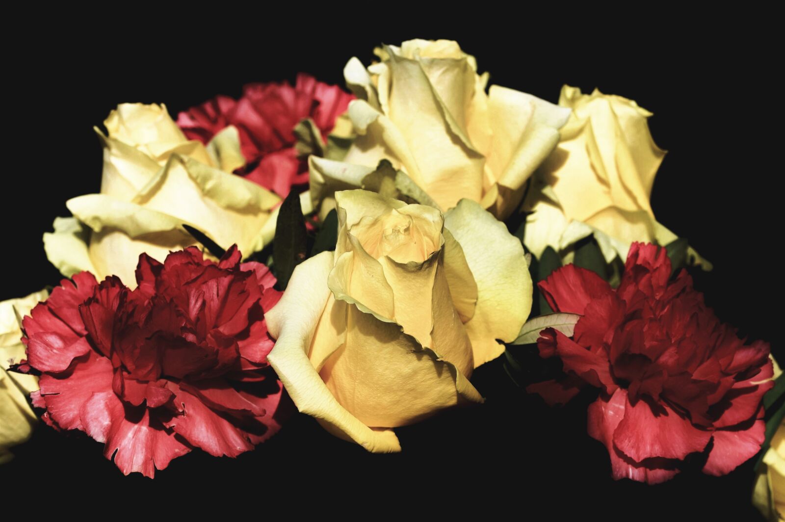 Nikon D7200 sample photo. Rose, carnation, bouquet photography