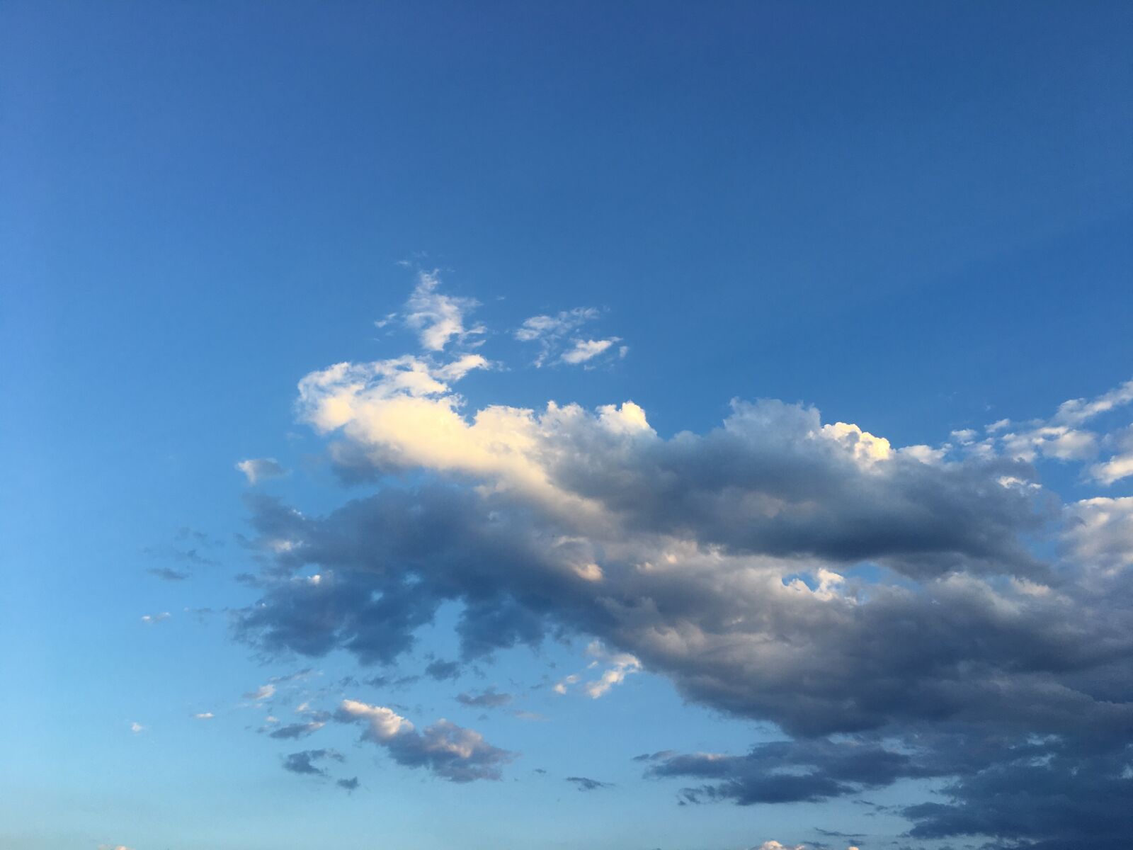 Apple iPhone 6s Plus sample photo. Cloud, sky, blue photography