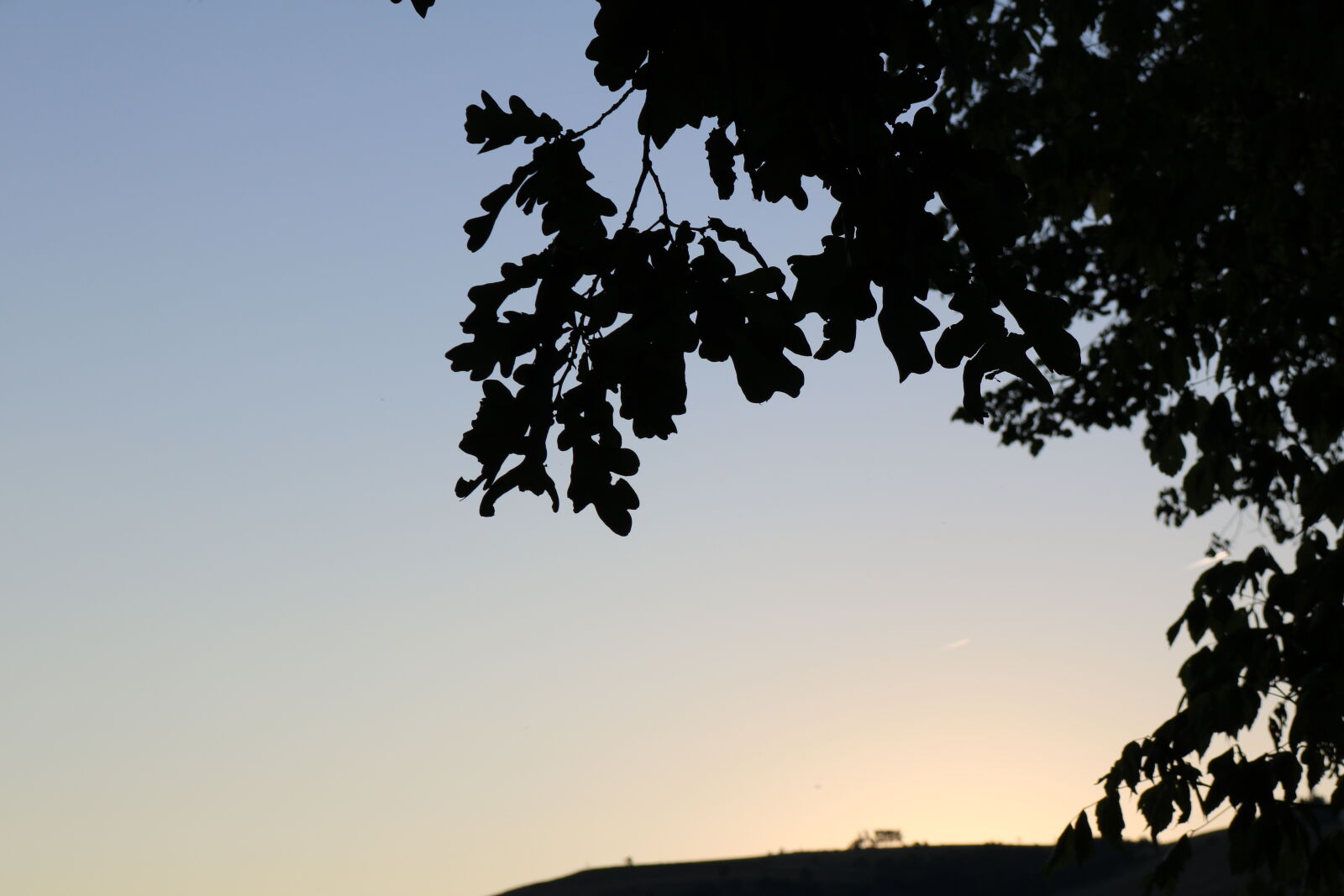 Canon EOS 750D (EOS Rebel T6i / EOS Kiss X8i) sample photo. Calm, colors, nature, sky photography