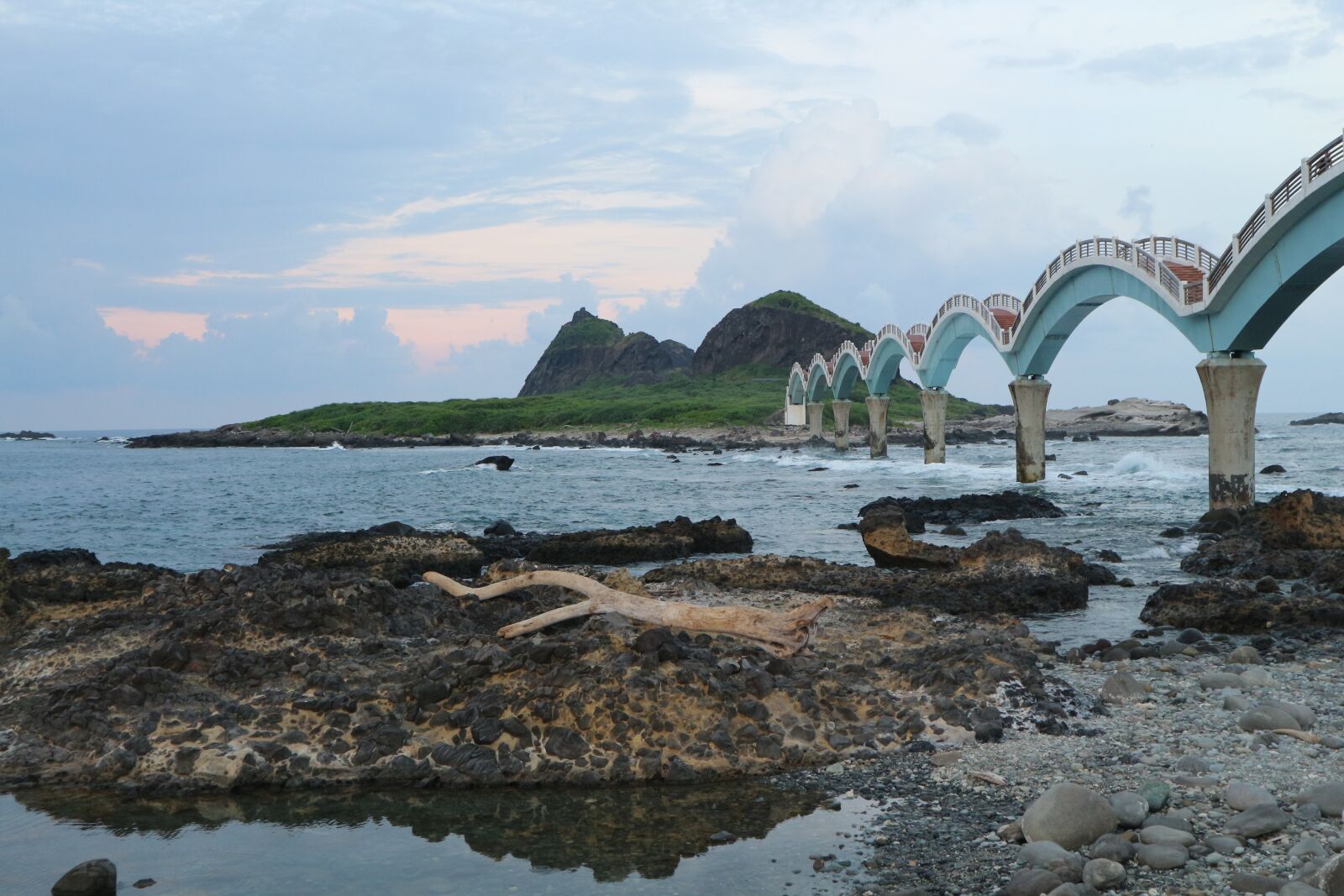 Canon EOS M10 sample photo. Sanxiantai, bridge, taiwan photography