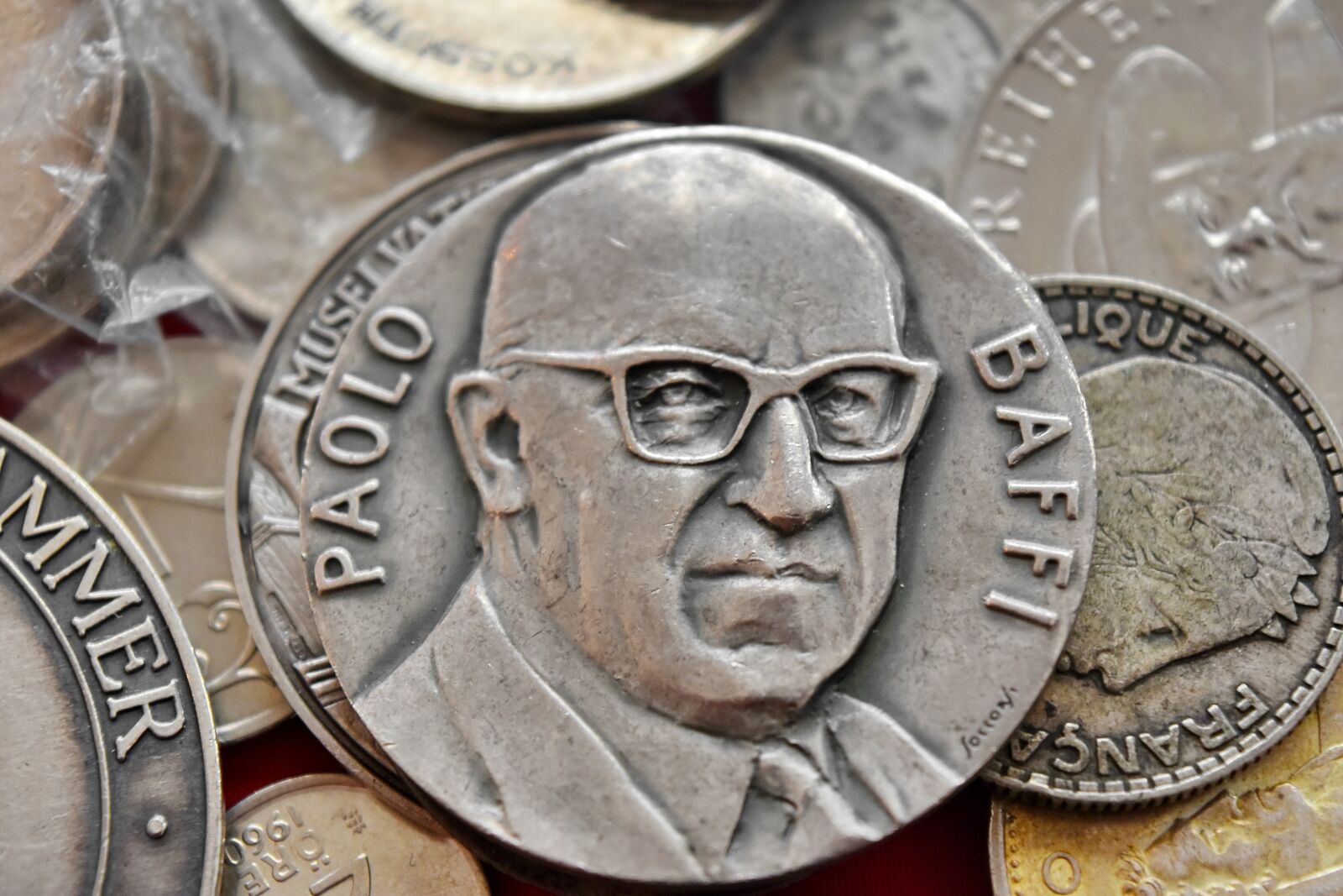 Nikon D5500 sample photo. Coins, silver, cash account photography