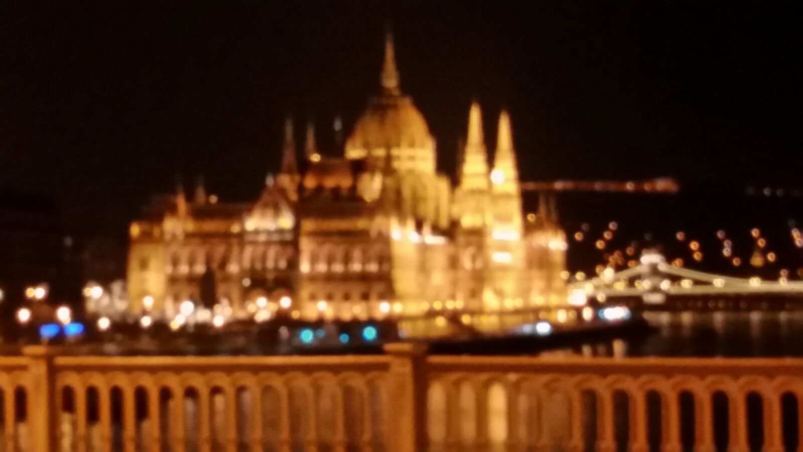 Samsung Galaxy S5 sample photo. Travel, budapest, hungary photography