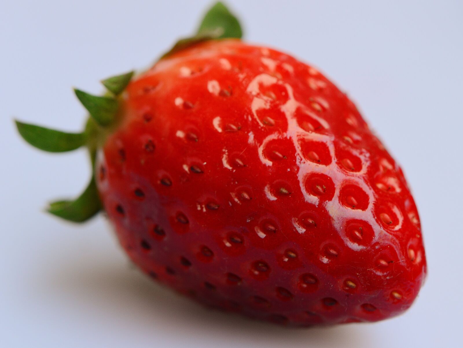 Nikon D3200 sample photo. Strawberries, fruit, close up photography