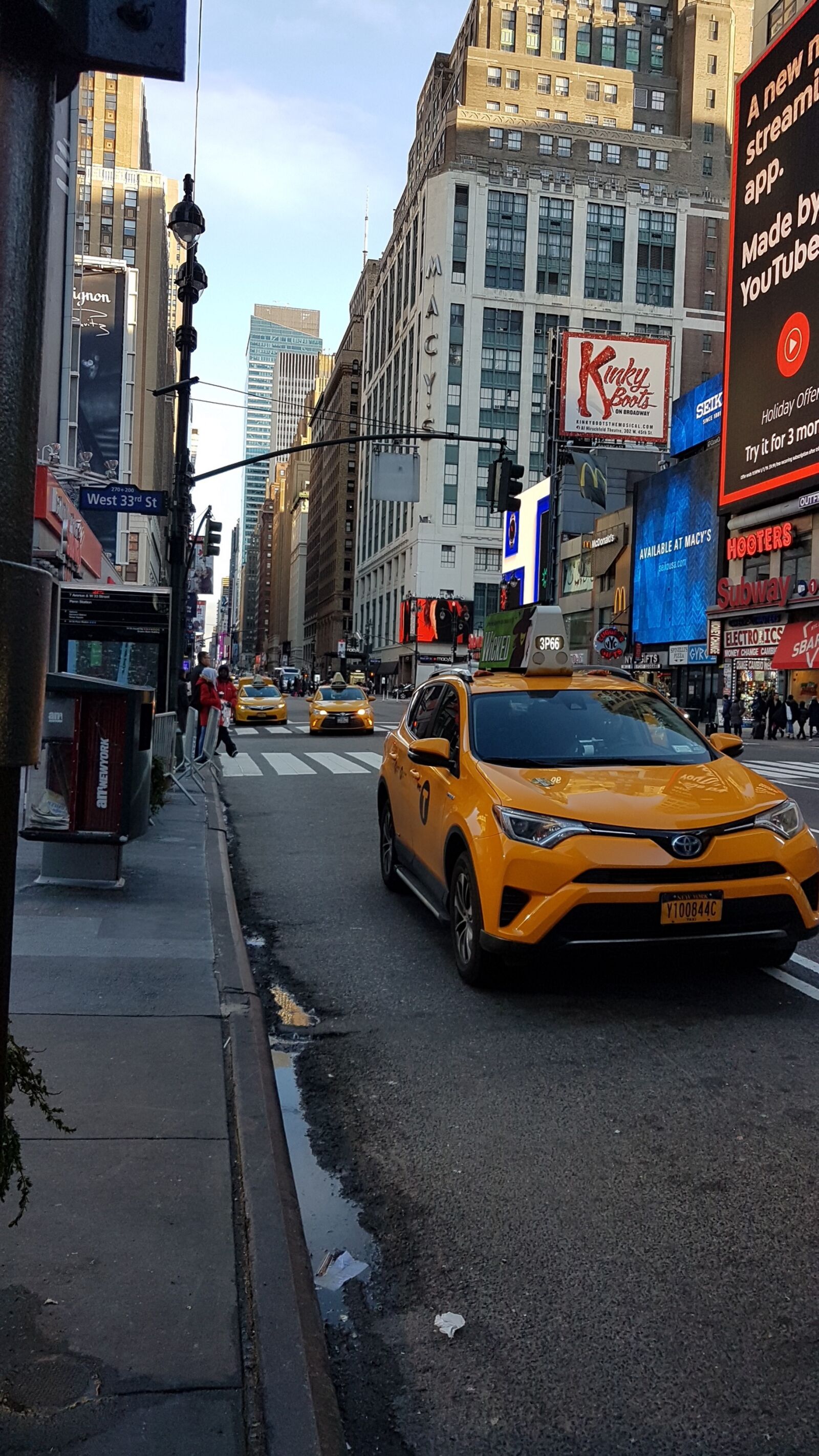 Samsung Galaxy S7 Edge sample photo. New york, taxi, manhattan photography
