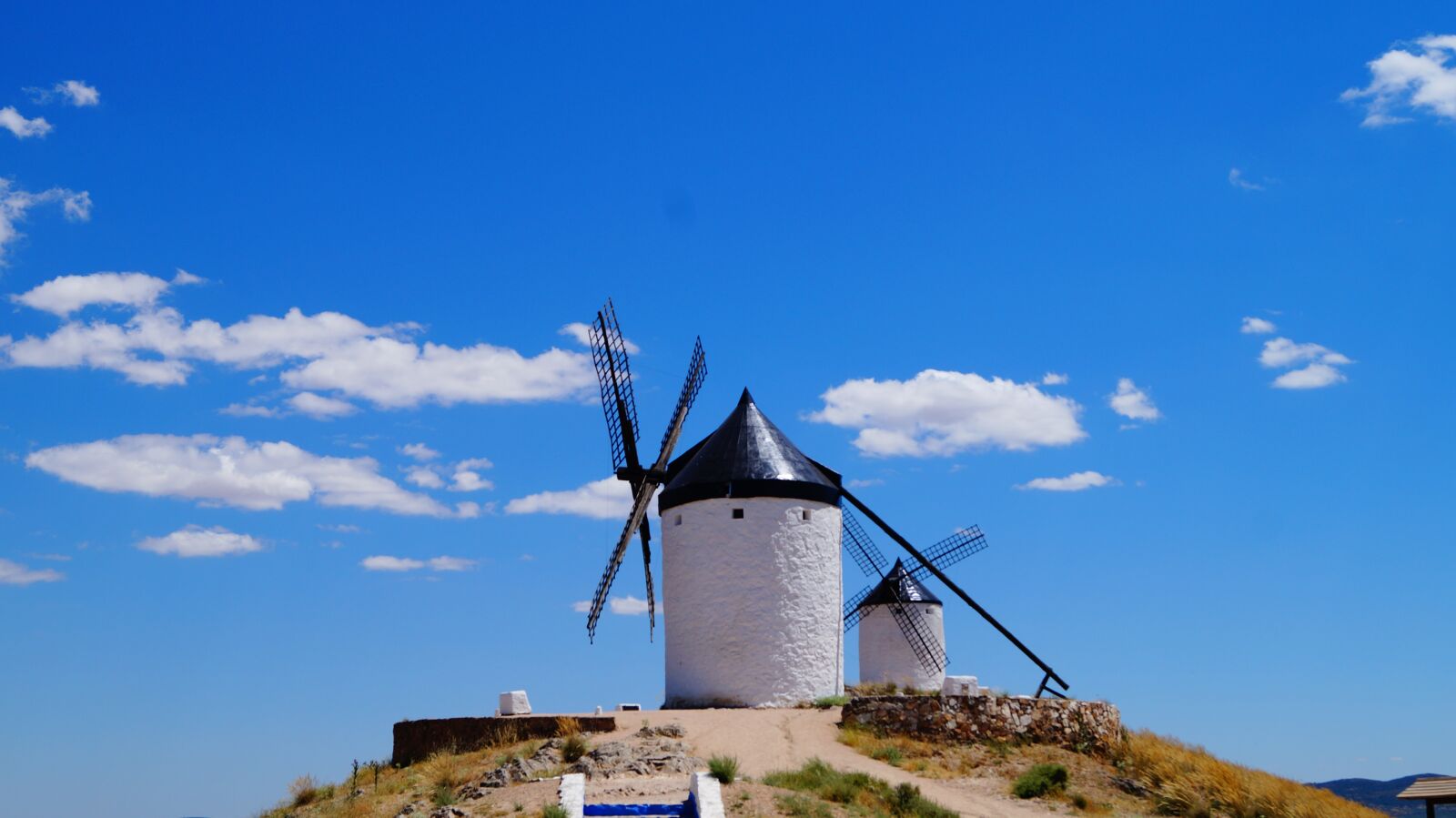 Sony DT 18-55mm F3.5-5.6 SAM II sample photo. Spain, hill, travel photography