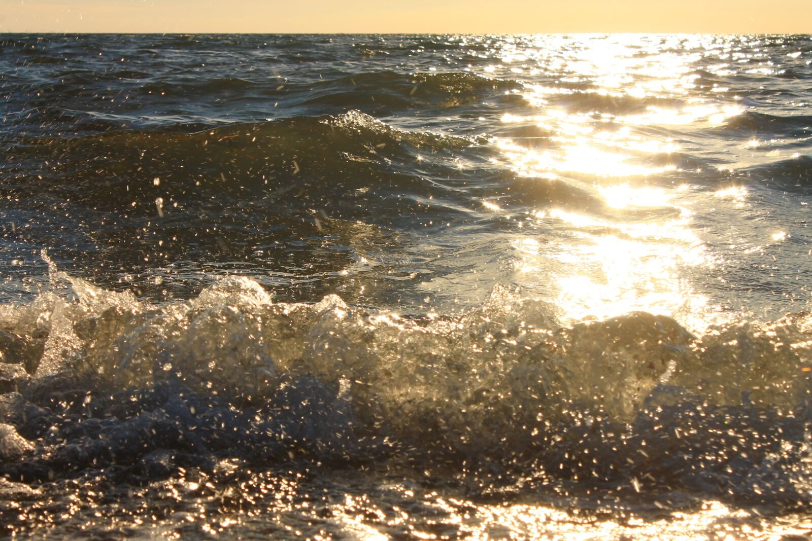 Canon EOS 1100D (EOS Rebel T3 / EOS Kiss X50) sample photo. Baltic sea, sea, sunset photography
