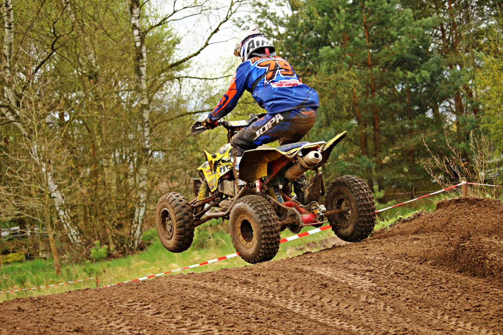 Canon EOS 100D (EOS Rebel SL1 / EOS Kiss X7) sample photo. Motocross, quad, race photography