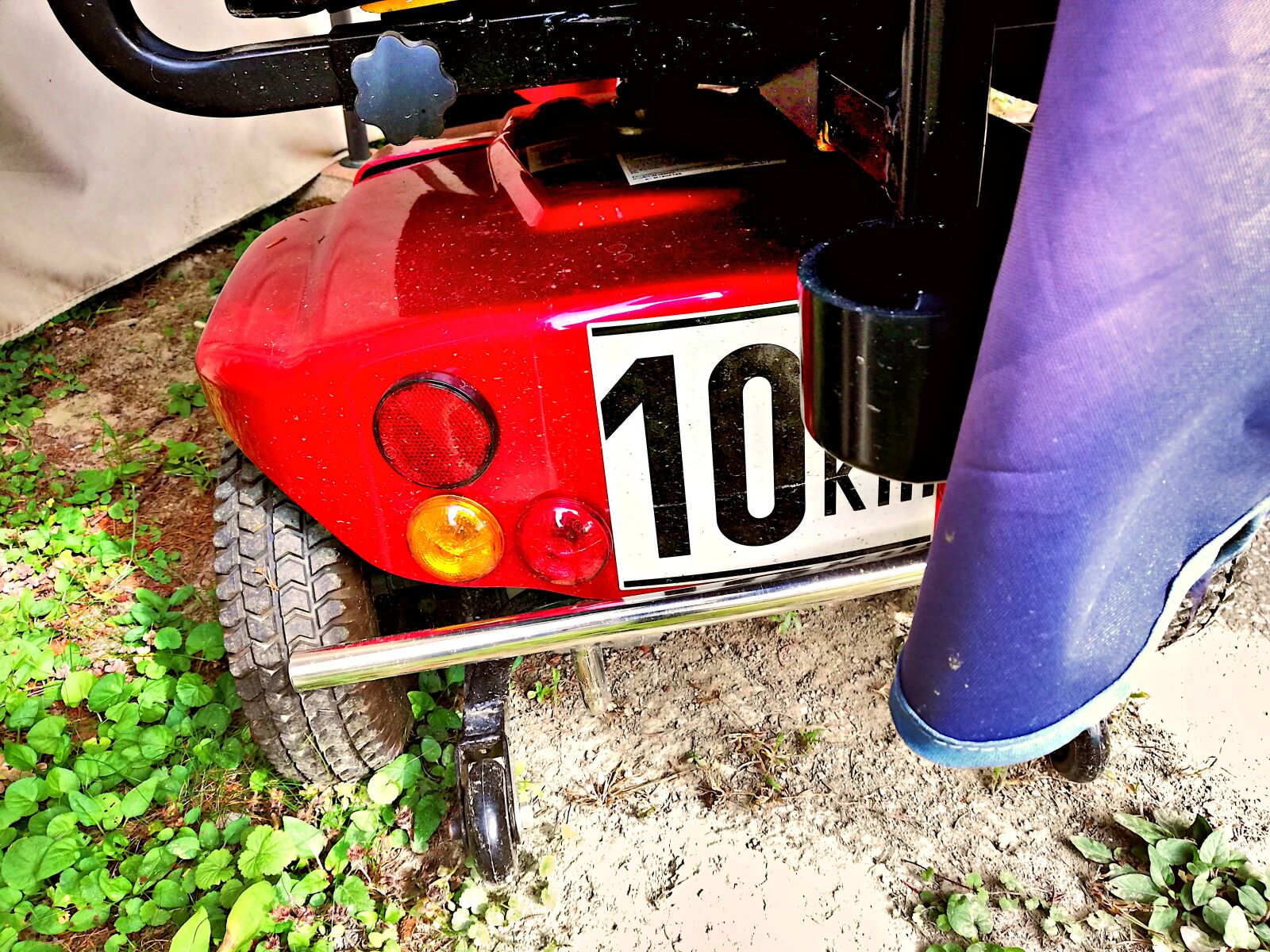 HUAWEI RNE-L21 sample photo. Disability, electric vehicle, mobility photography