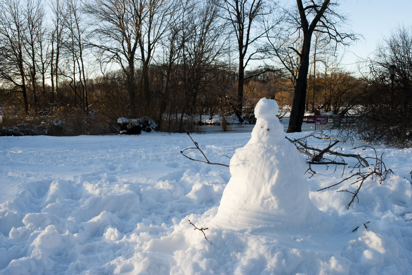 Nikon D3000 sample photo. Cute, nature, snow, snowman photography