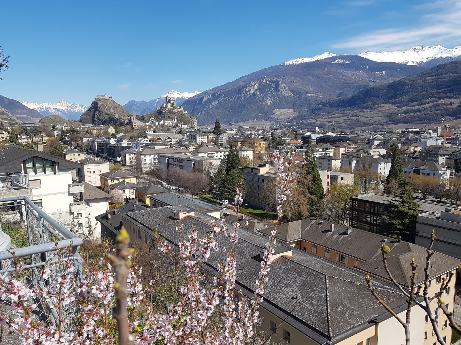Samsung Galaxy S7 sample photo. Sion, valais, spring photography