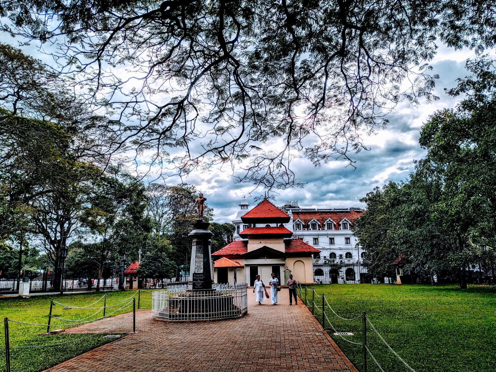 Xiaomi Mi A2 sample photo. Wallpaper, kandy, people photography