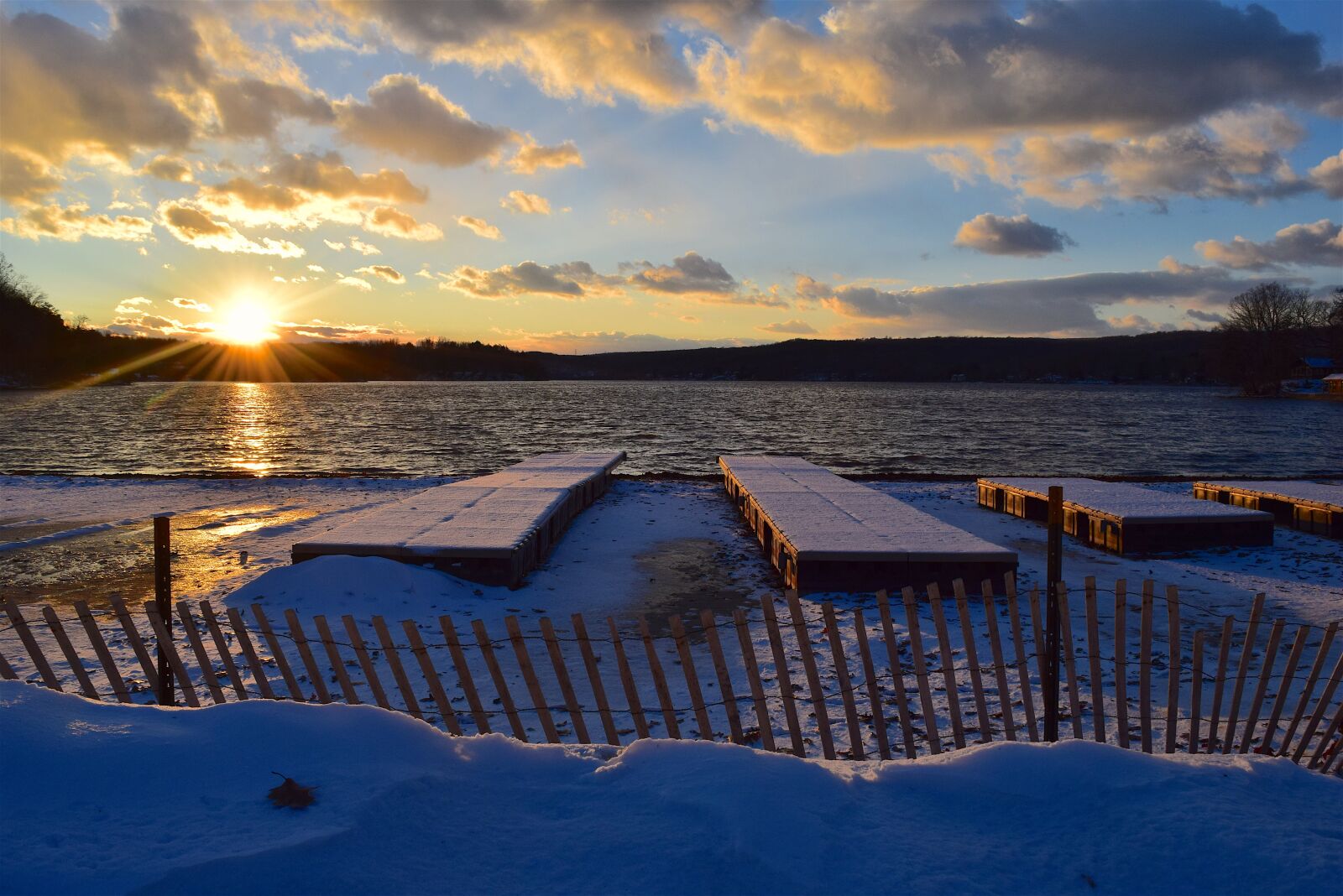 Nikon D3300 sample photo. Lake, sunset, beach photography