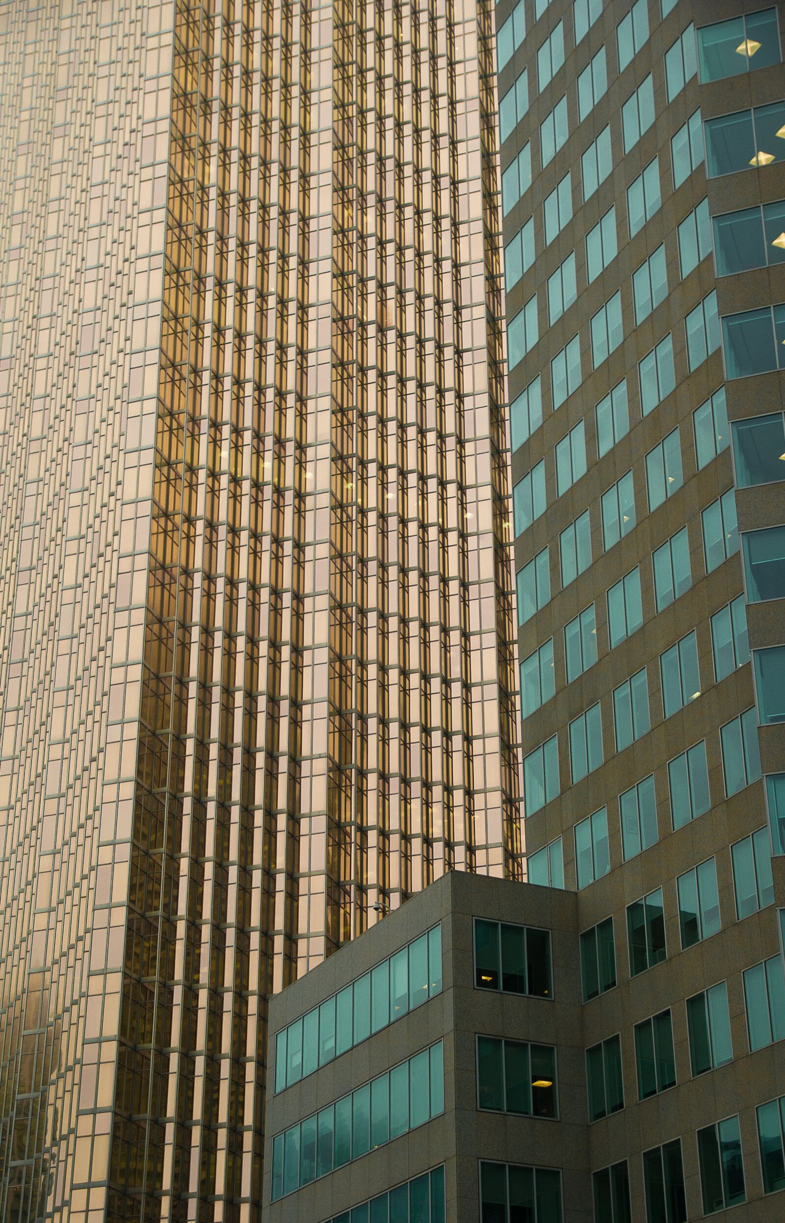 Pentax K10D sample photo. Buildings, skyscraper, facade photography