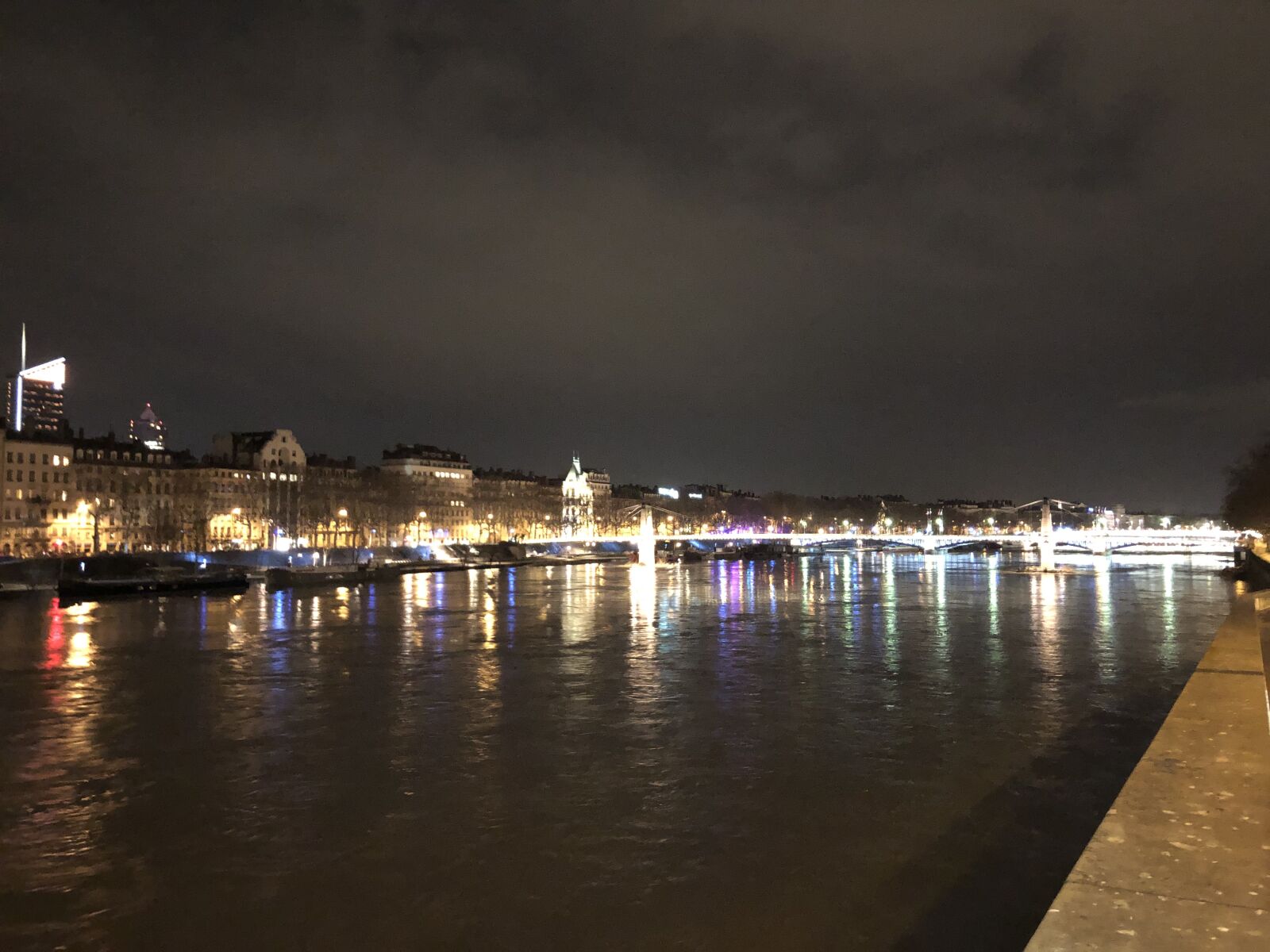iPhone 8 back camera 3.99mm f/1.8 sample photo. France, lyon, night photography