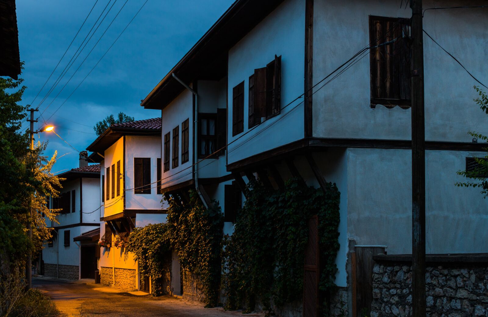 Canon EOS 760D (EOS Rebel T6s / EOS 8000D) + Canon EF-S 18-55mm F3.5-5.6 IS STM sample photo. Safranbolu, old, historic building photography