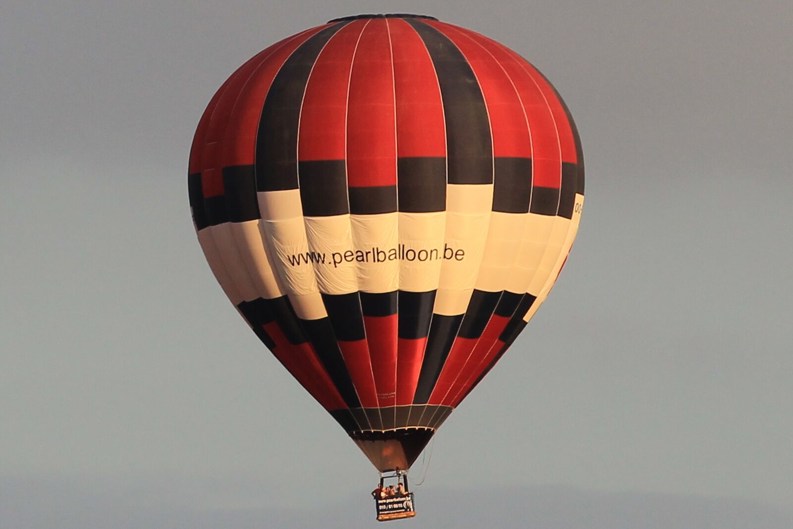 Canon EOS 550D (EOS Rebel T2i / EOS Kiss X4) sample photo. Hot-air ballooning, ball, sky photography