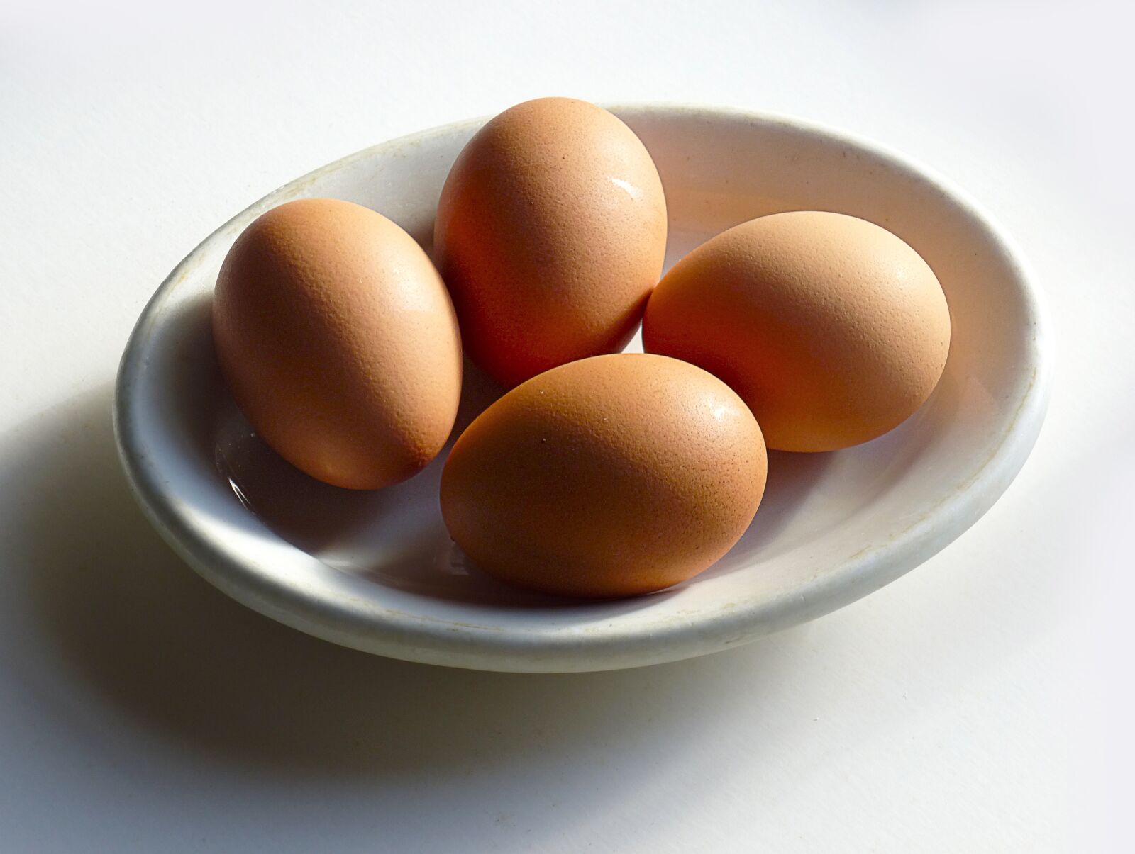 Panasonic DMC-ZS15 sample photo. Egg, chicken, food photography