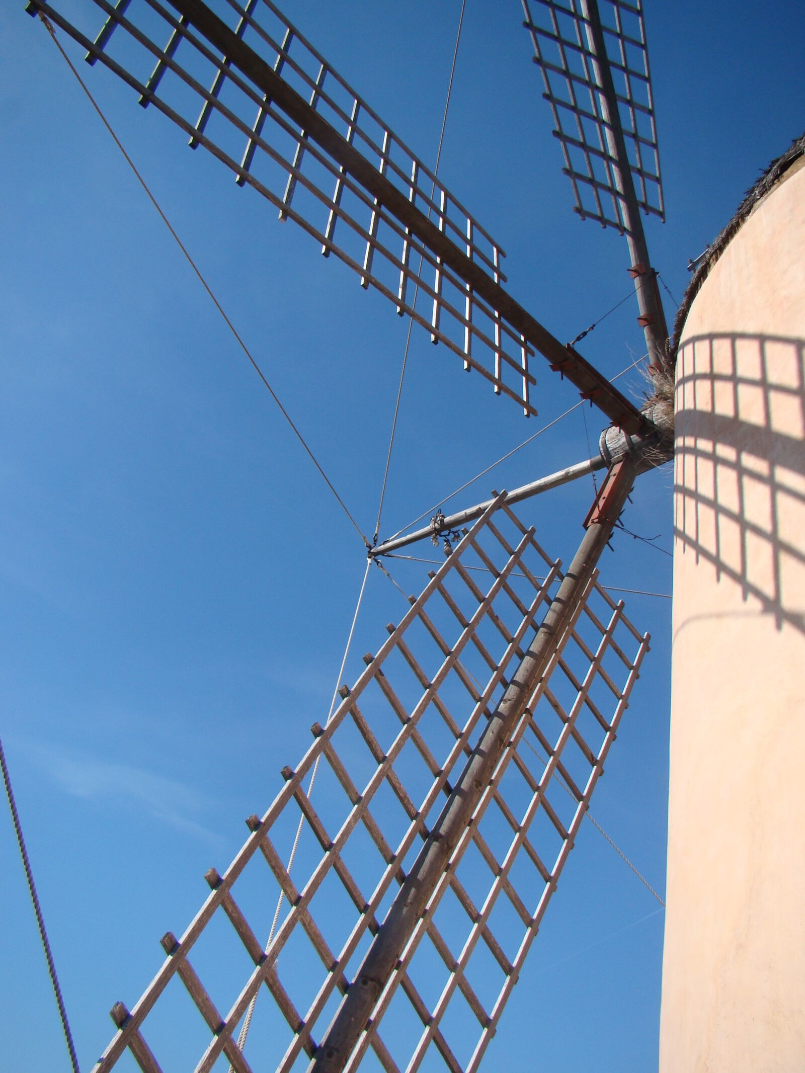 Sony Cyber-shot DSC-H50 sample photo. Windmill, mediterranean, architecture photography