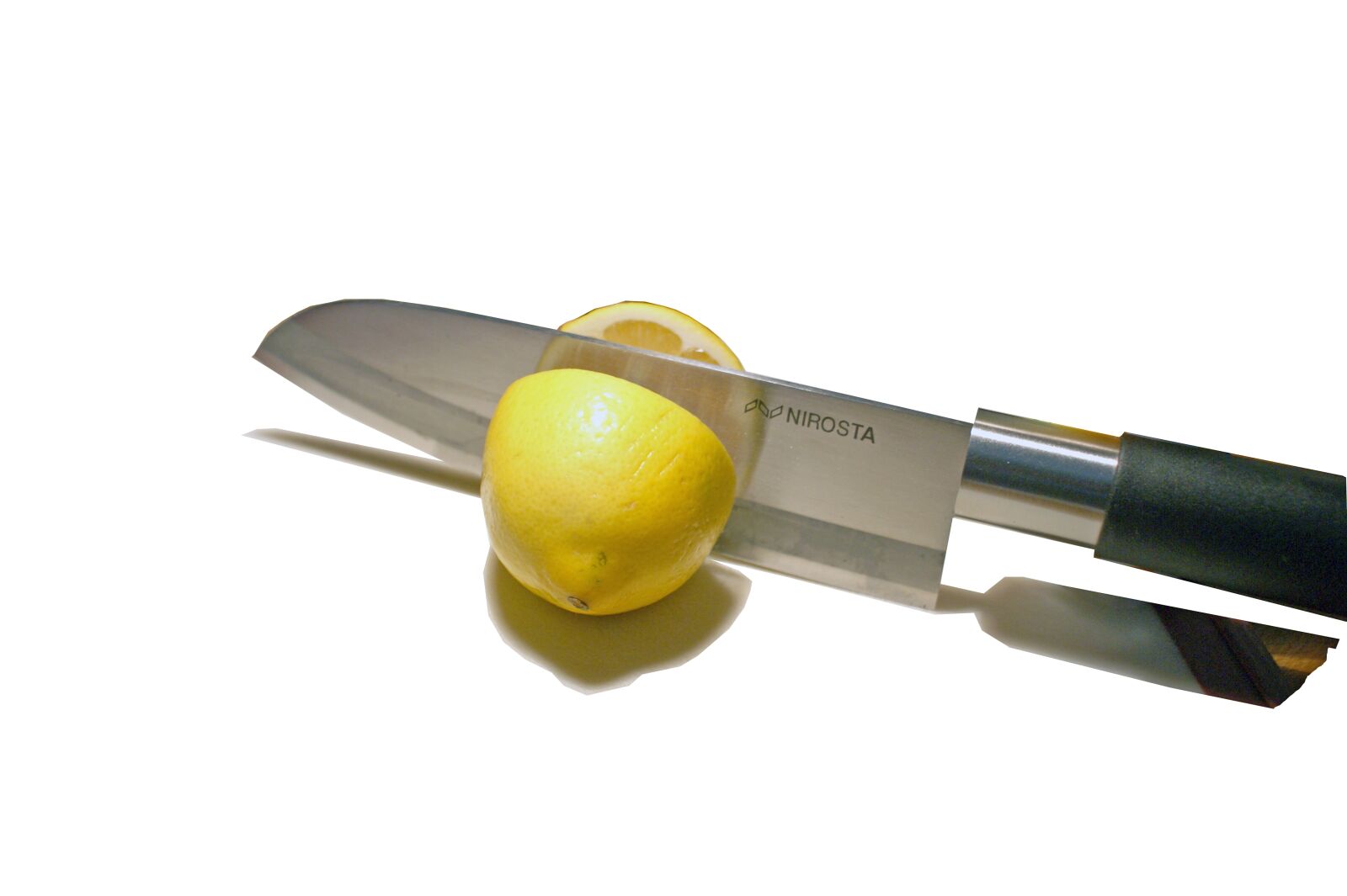 Sony Alpha DSLR-A350 sample photo. Lemon, knife, chef's knife photography