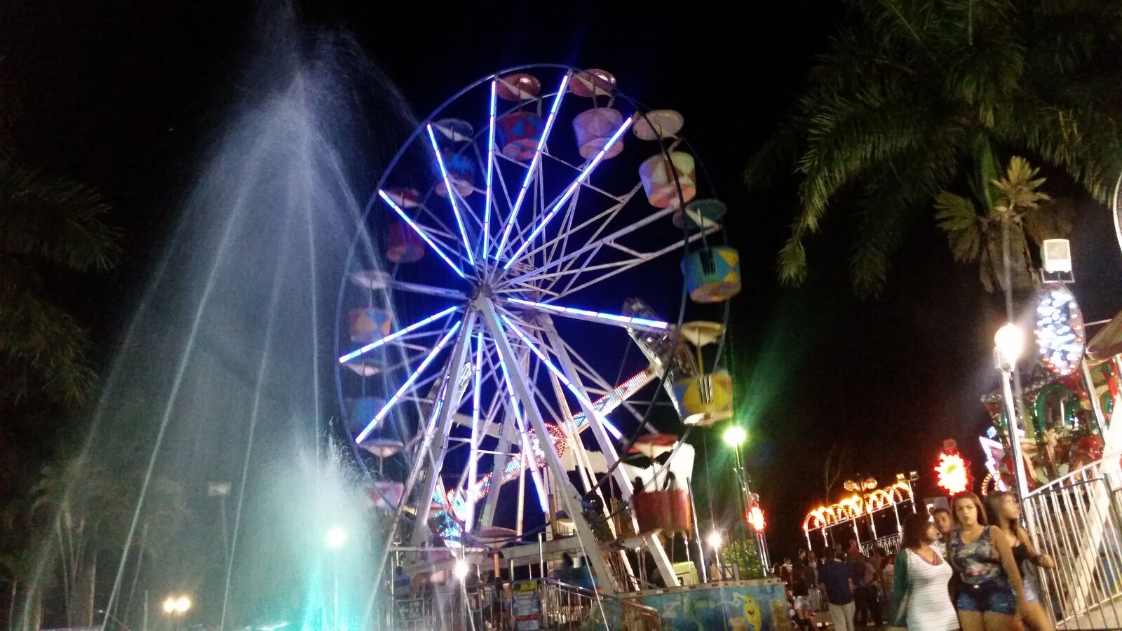 Samsung Galaxy S5 sample photo. Parque, roda gigante, fonte photography